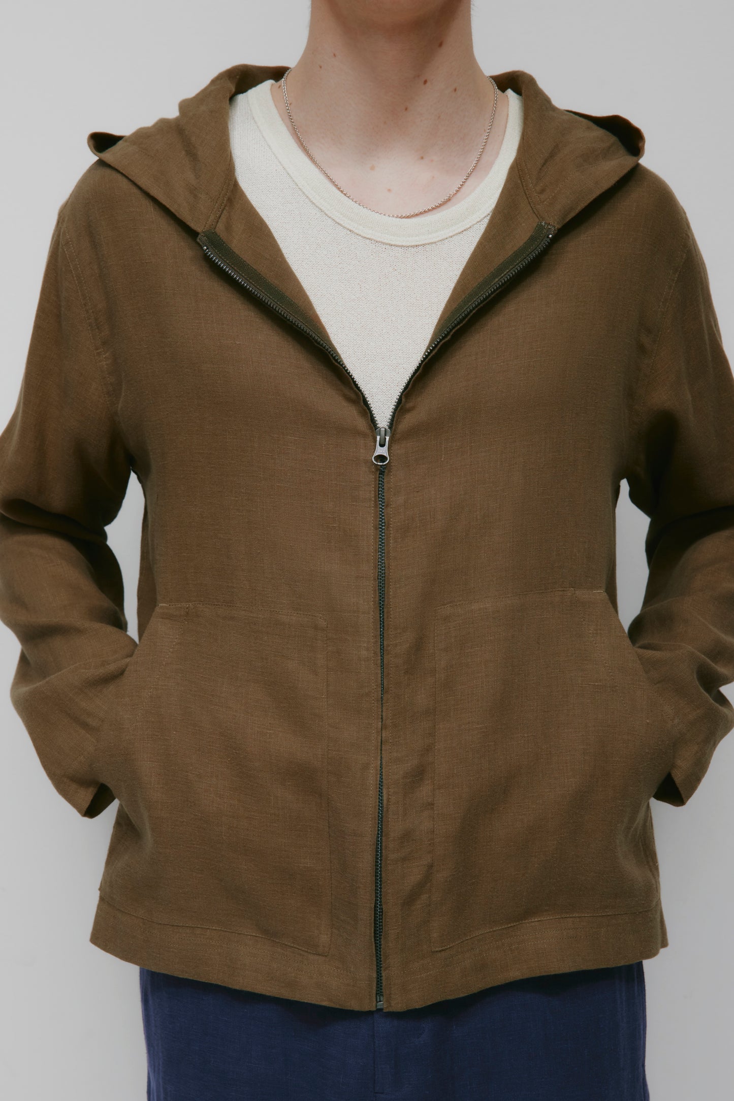 Men's Sila Linen Hoodie in Teak