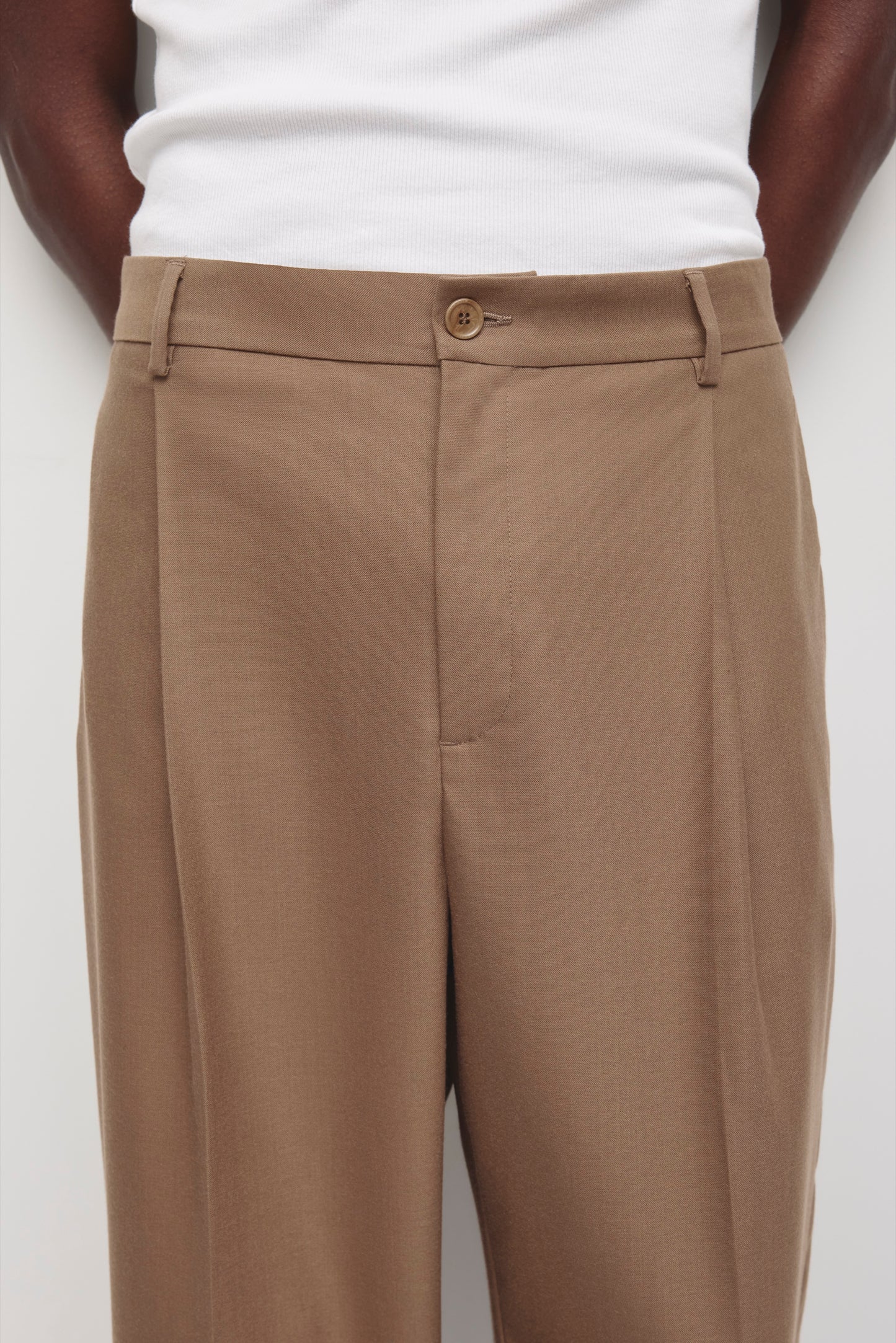 Men's Taym Trouser in Taupe