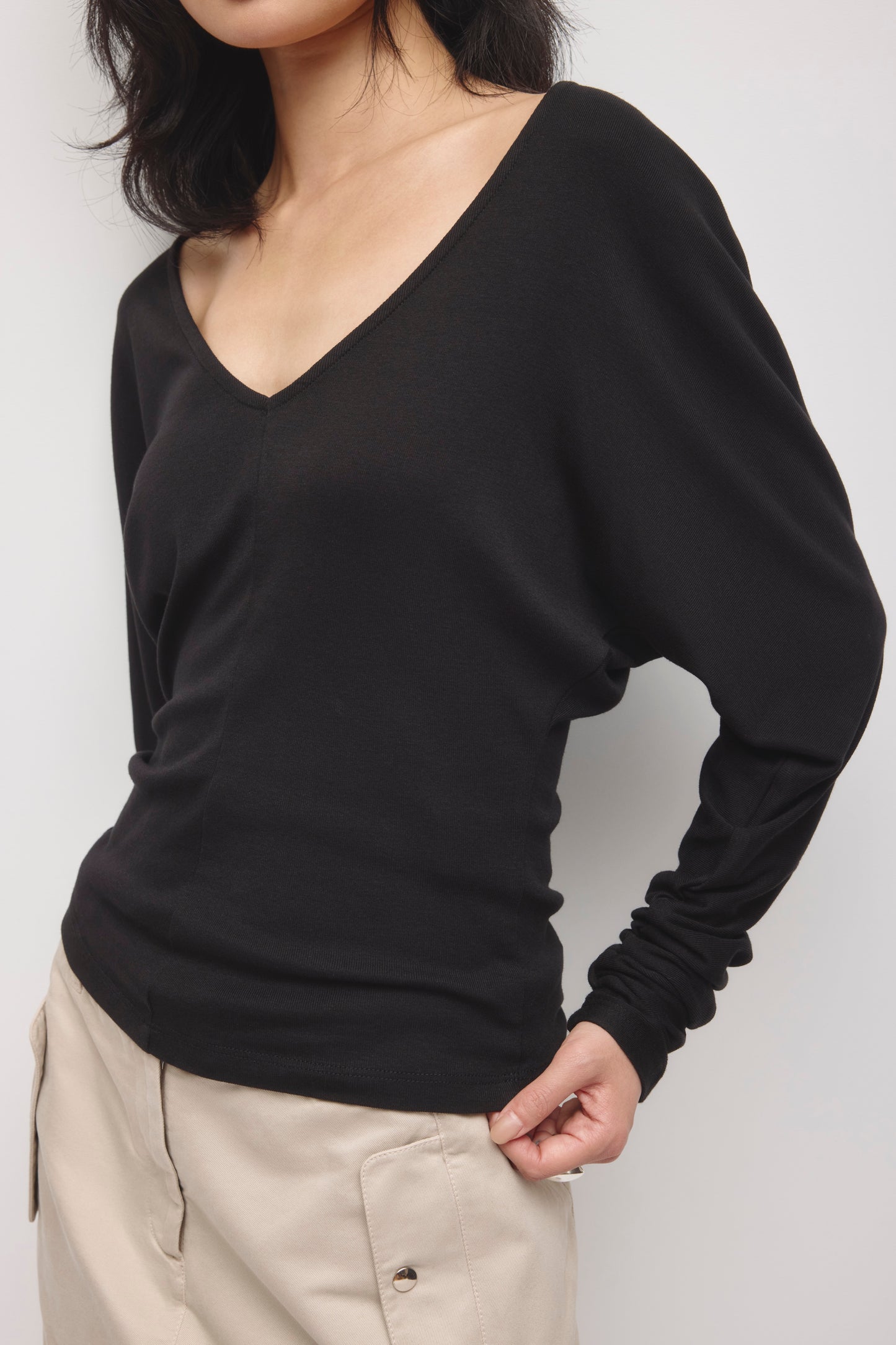 Women's Amaya Longsleeve in Black