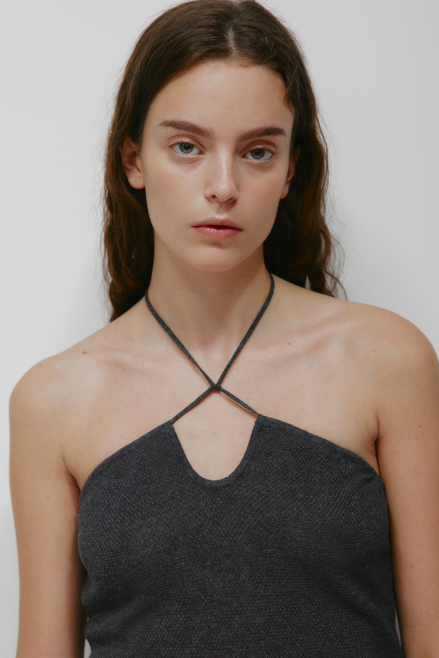 Women's Kenza Keyhole Top in Almost Black