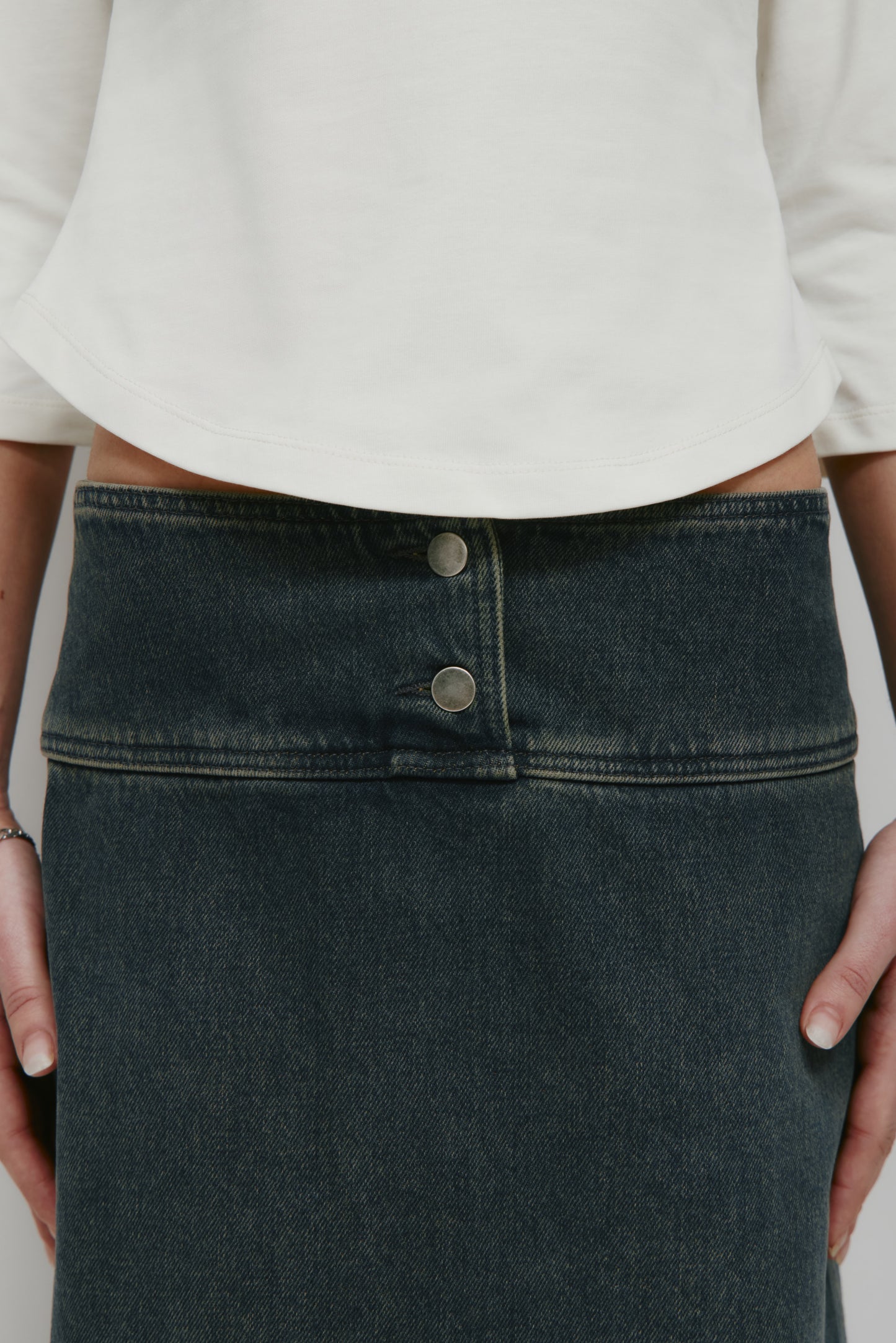 Women's Lina Low Rise Skirt in Storm Wash