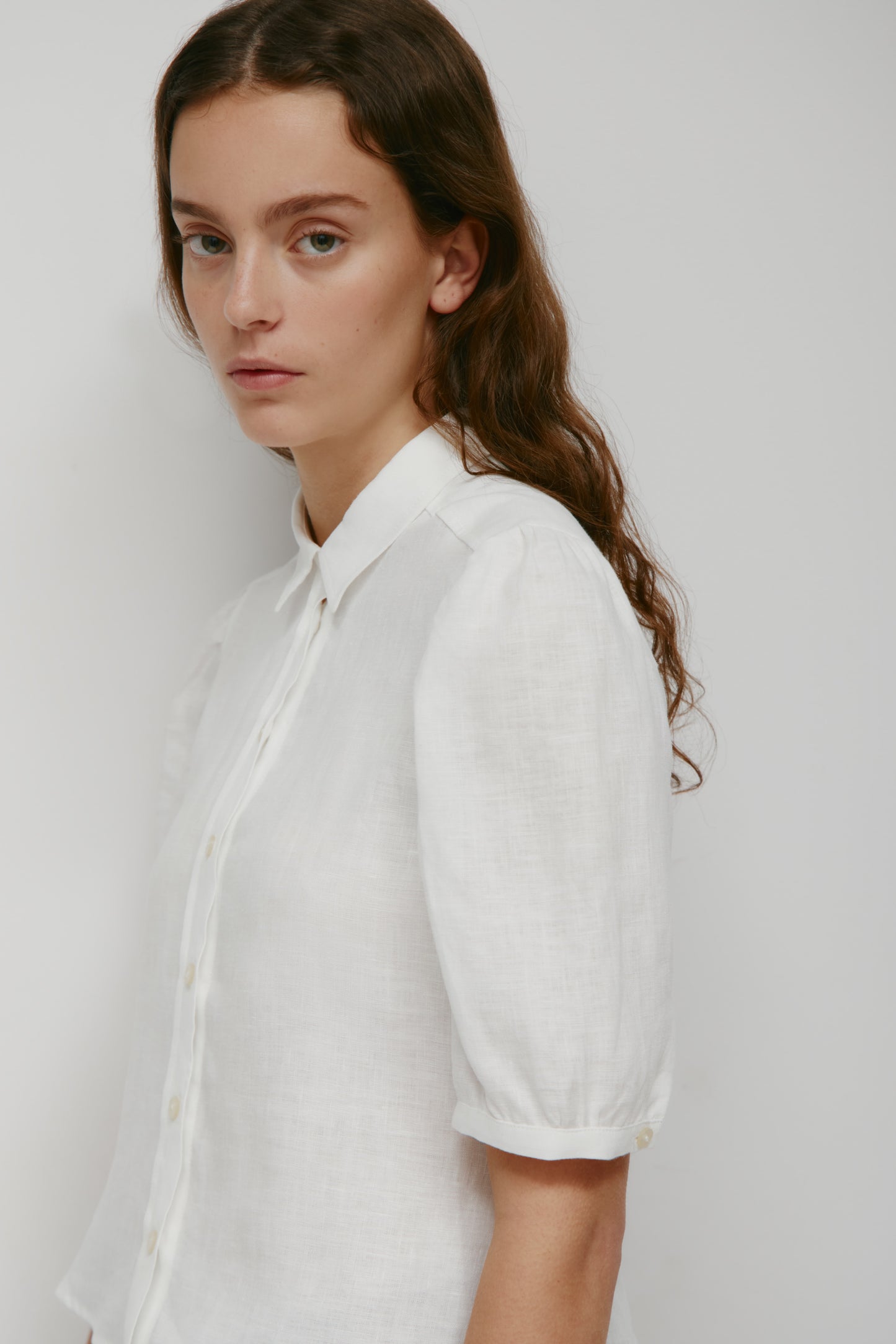 Women's Sila Linen Blouse in Marshmallow