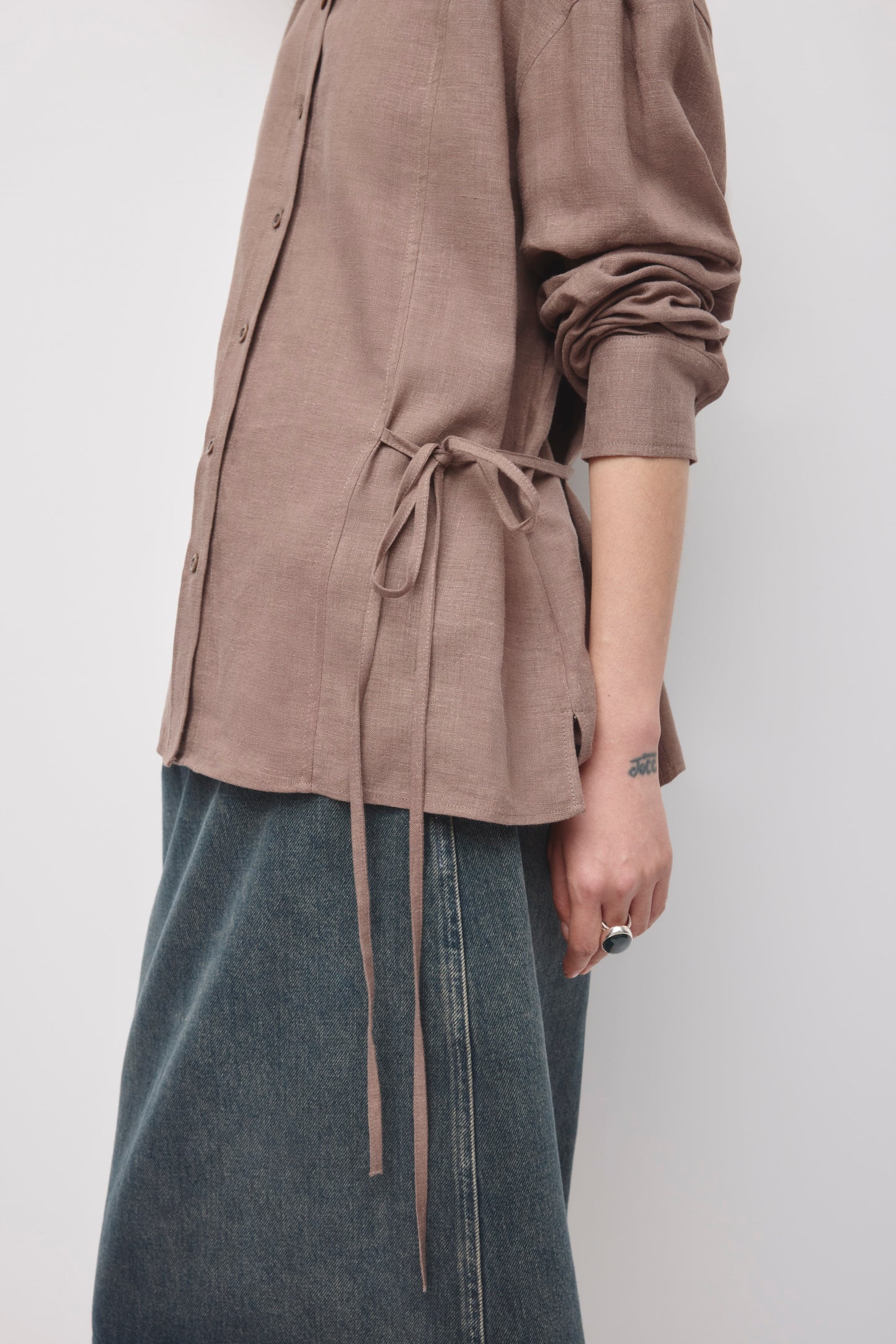 Women's Sila Linen Tie Shirt in Bark