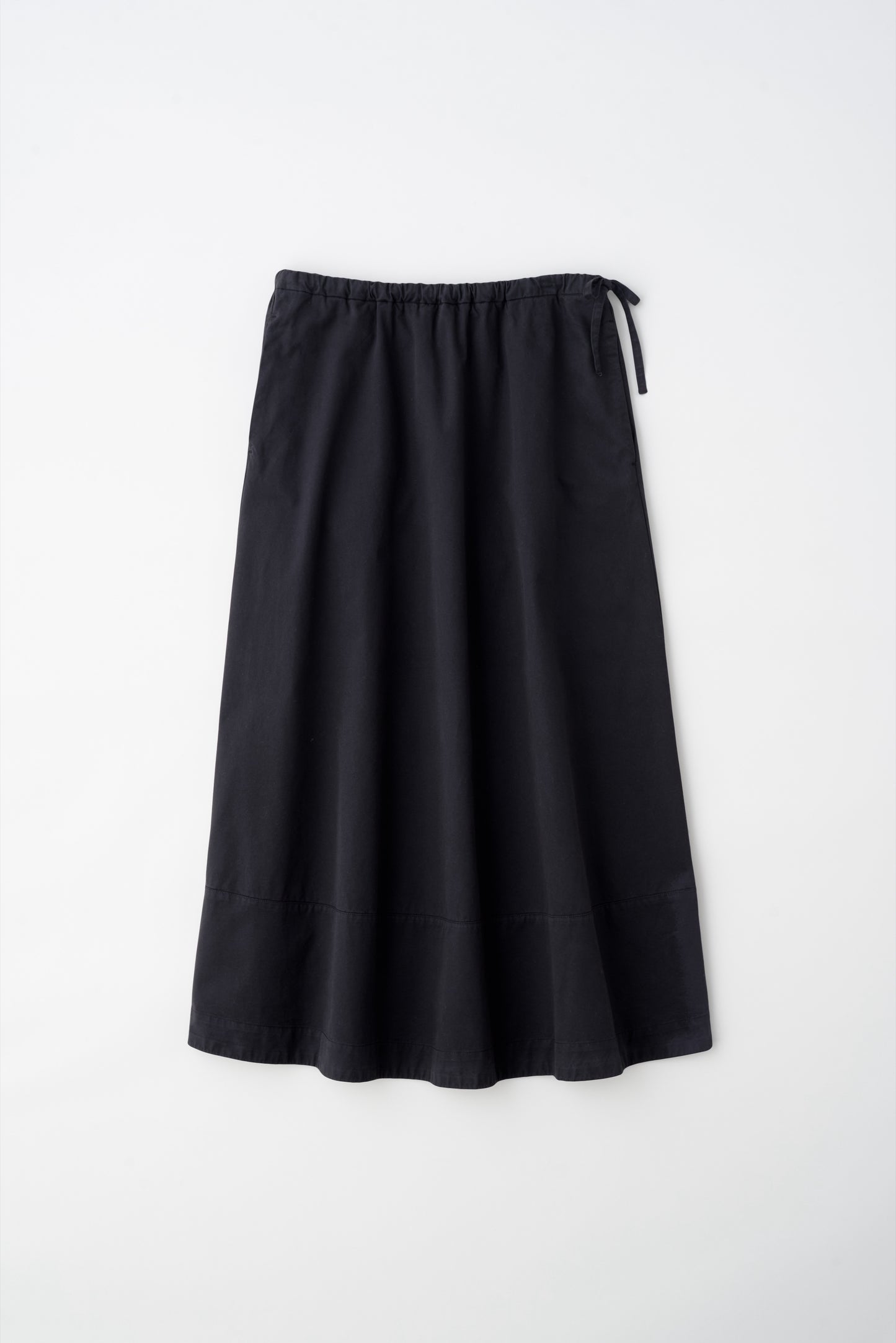 Women's Merire Pull on Skirt in Black