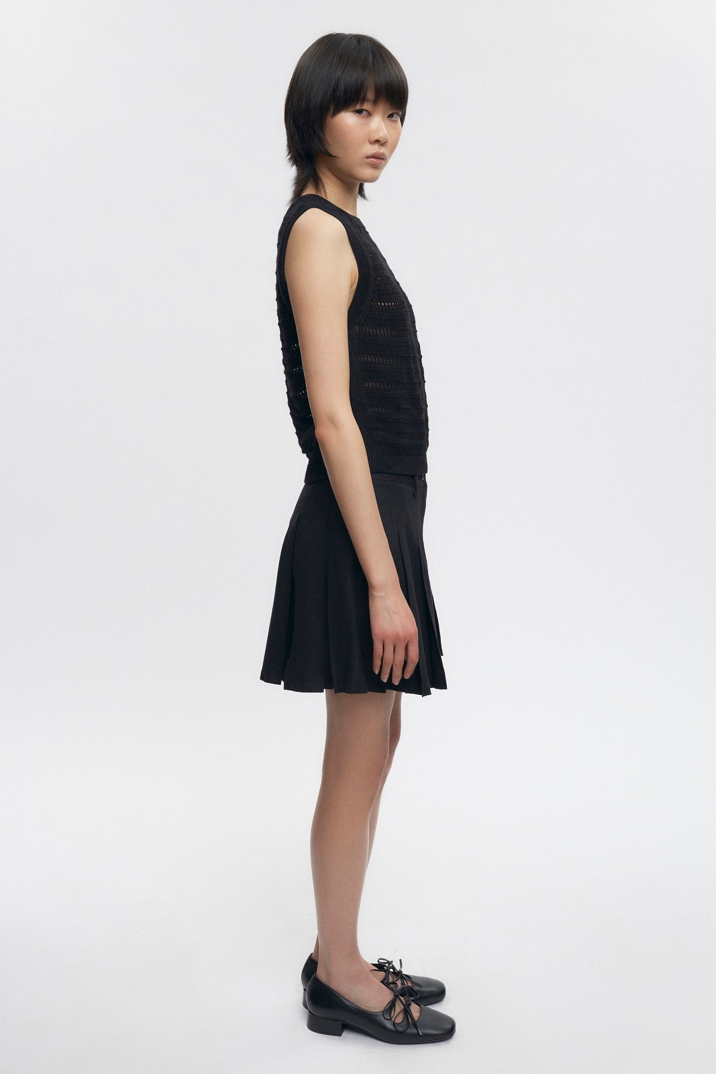 Women's Dendera Twill Pleated Mini in Black