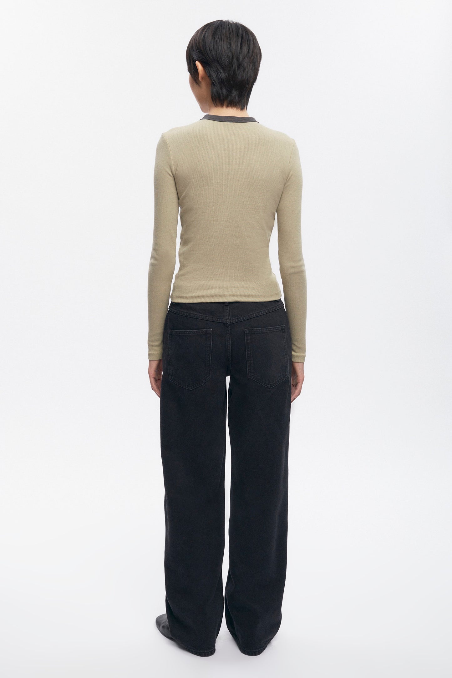 Women's Fitted Rib Longsleeve in Desert/Beluga