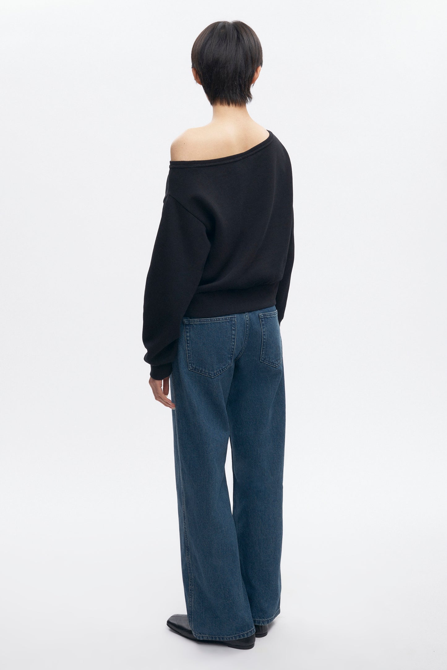 Women's Off Shoulder Sweatshirt in Black