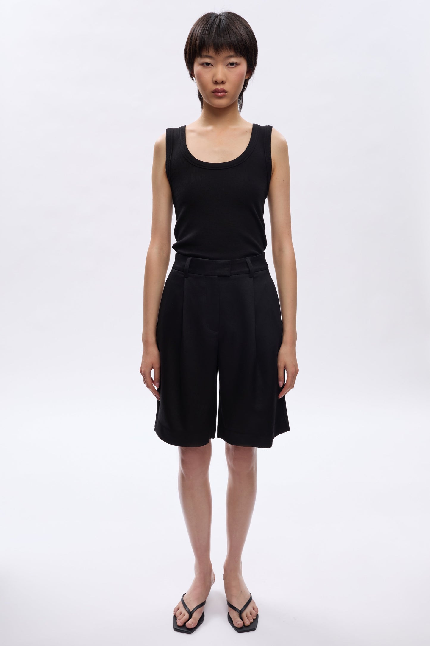 Women's Set Tank in Black