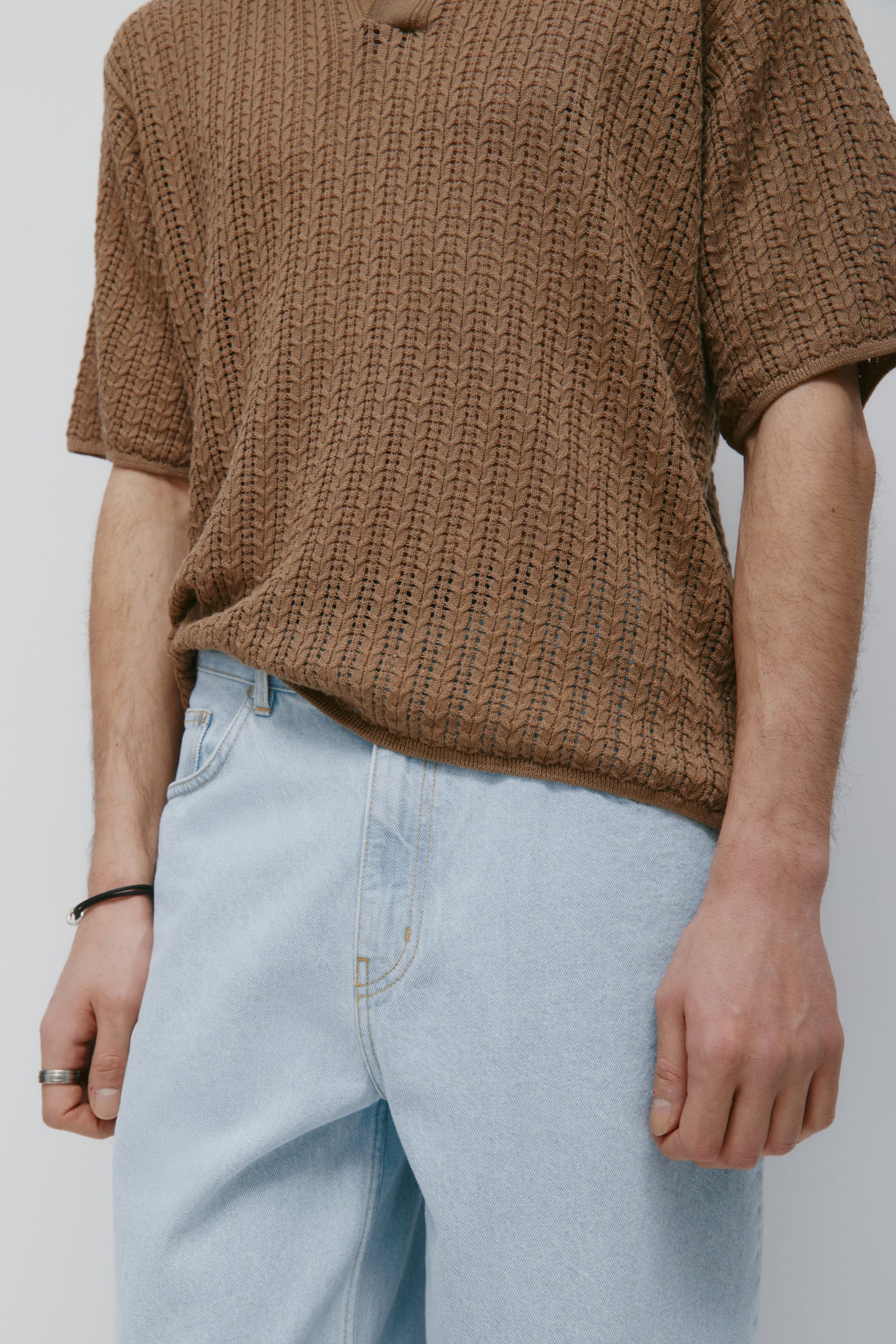Men's Jadd Shortsleeve Knit Polo in Otter