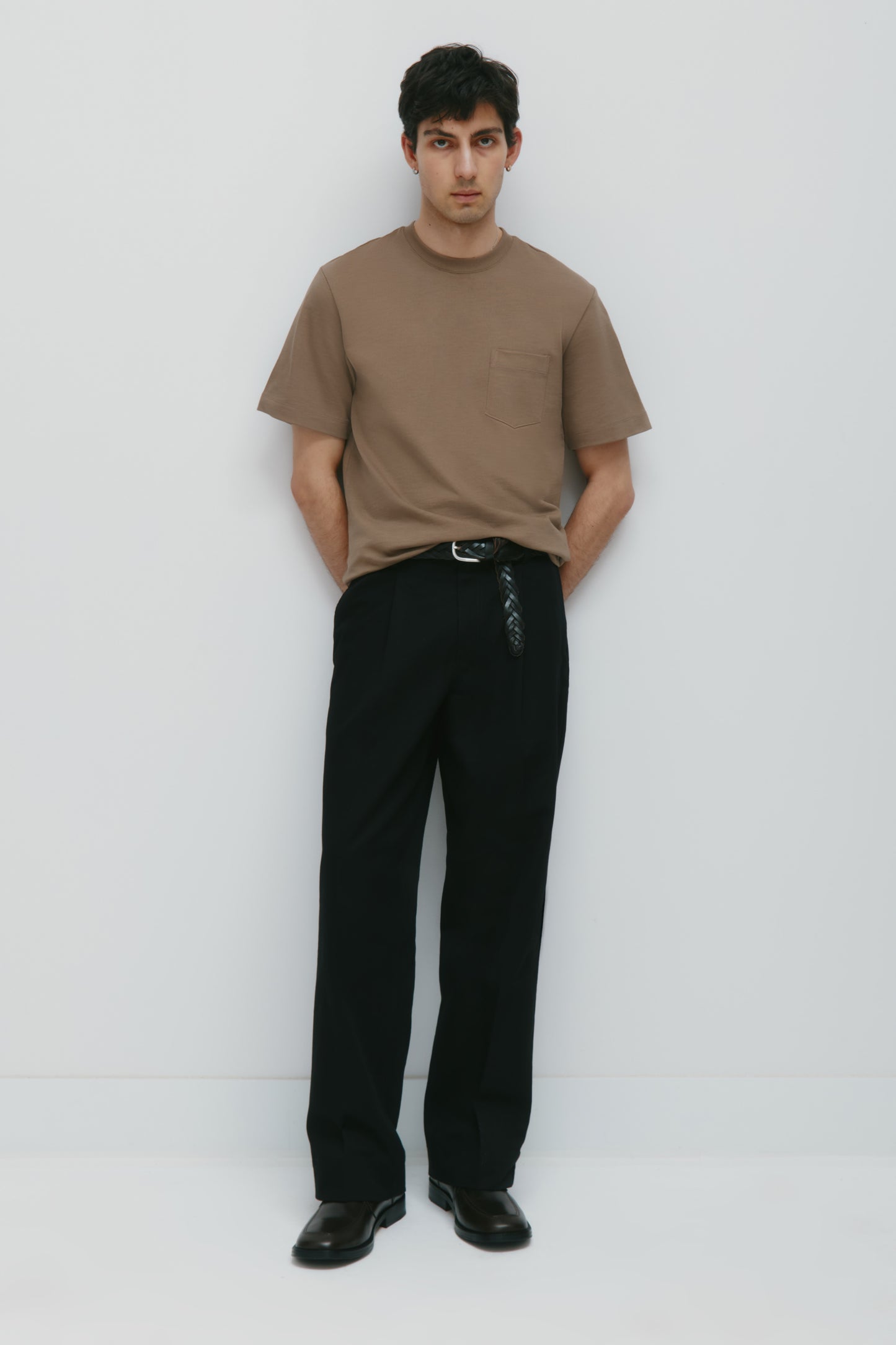 Men's Slub Pocket Tee in Taupe