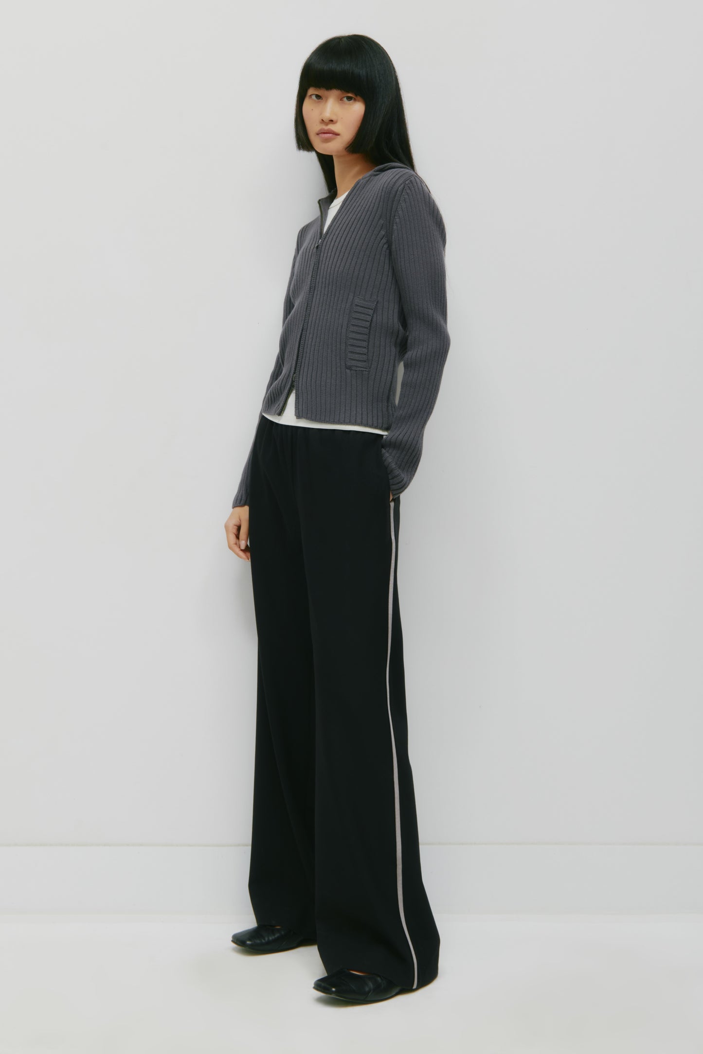 Women's Nady Track Pant in Black