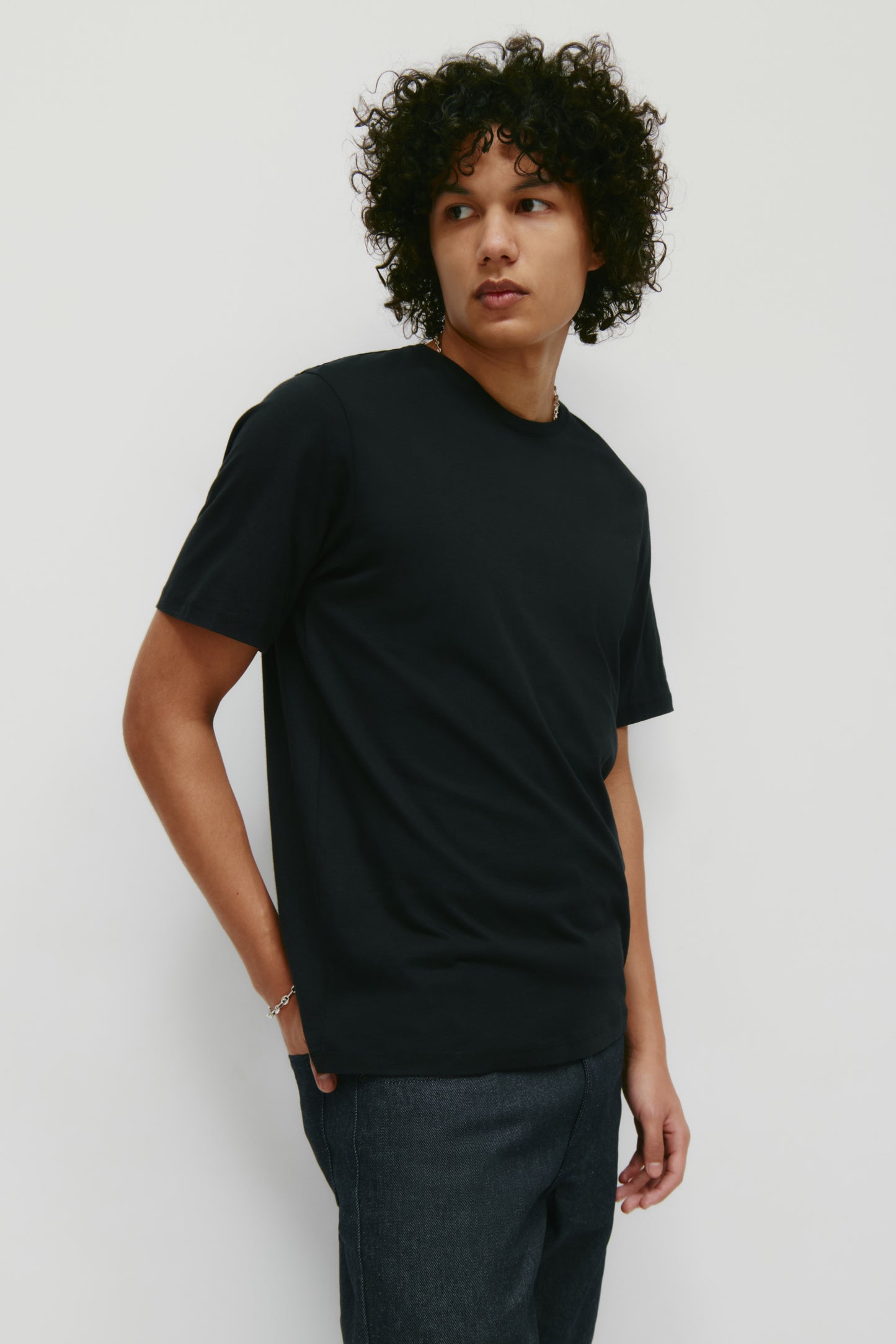 Men's Essential Crew in Black