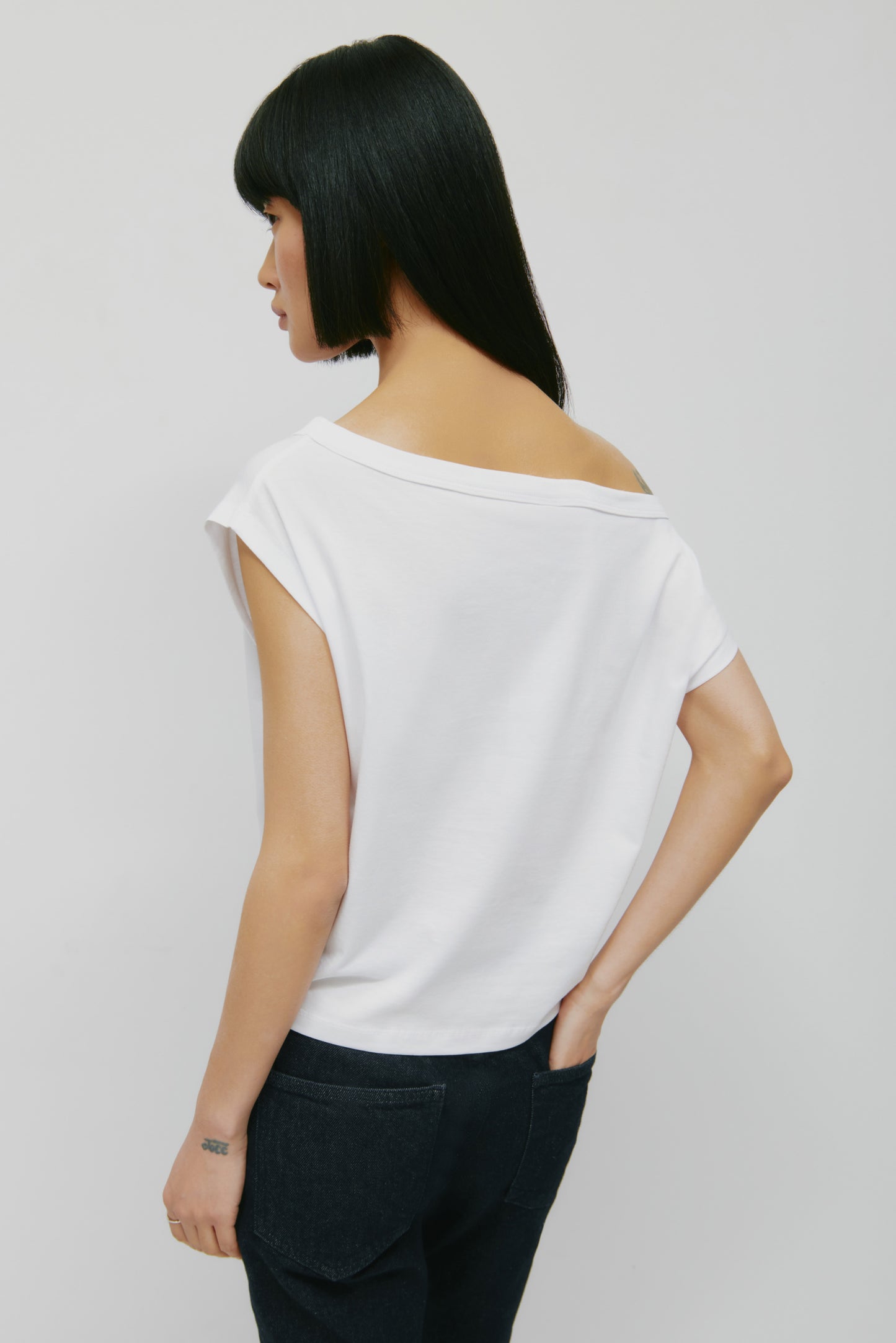 Women's Off Shoulder Tee in White