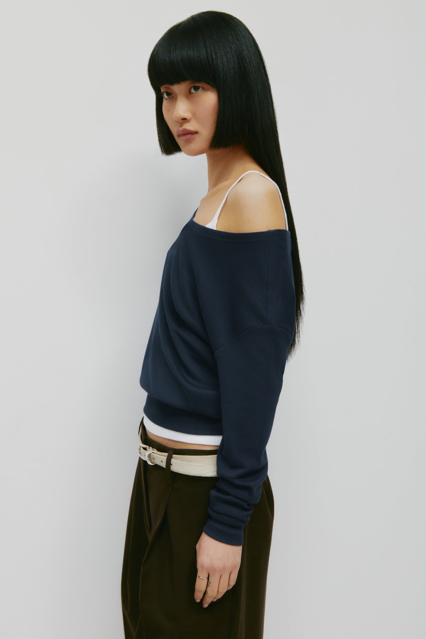 Women's Zahra Slouch Longsleeve in Midnight