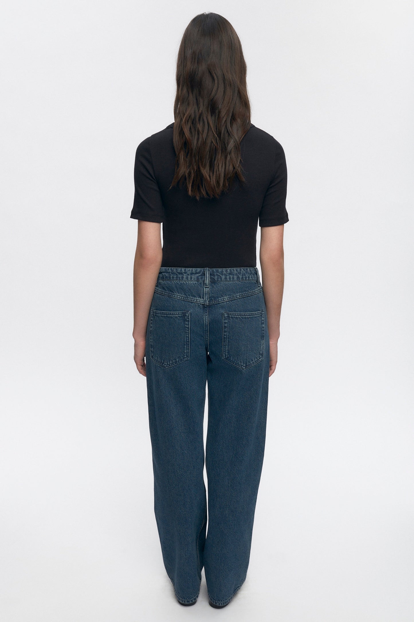Women's Set Crew in Black