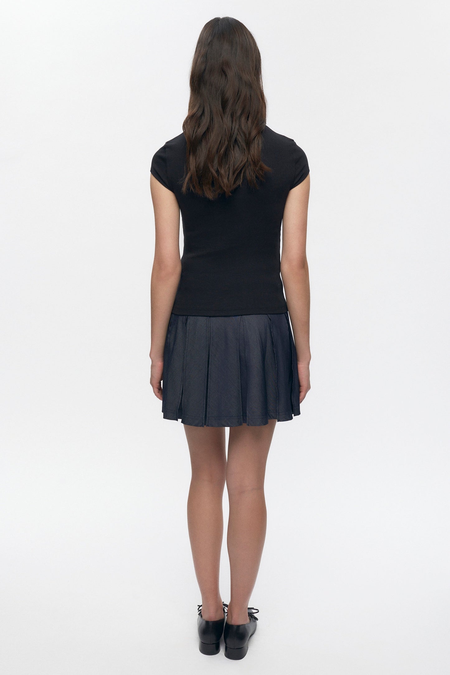 Women's 90's Tee in Black