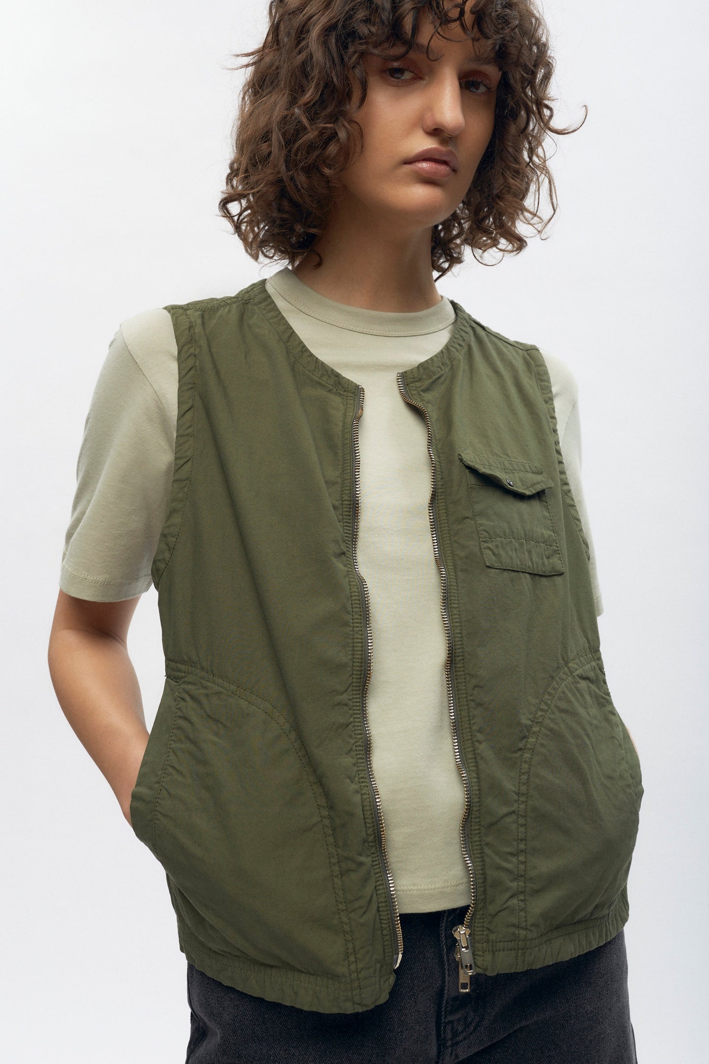 Tefnut Beach Vest in Olive