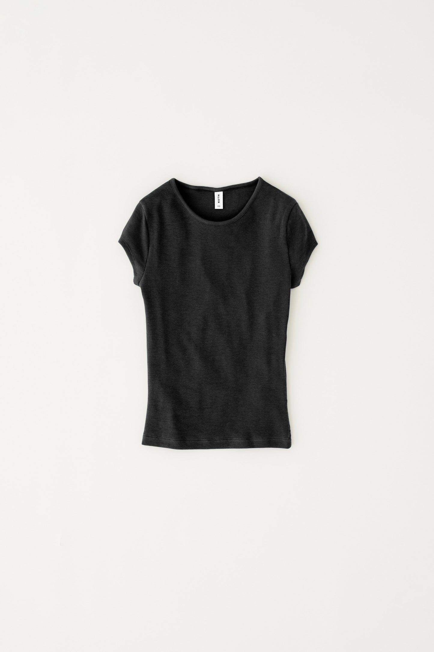 Women's 90's Tee in Black
