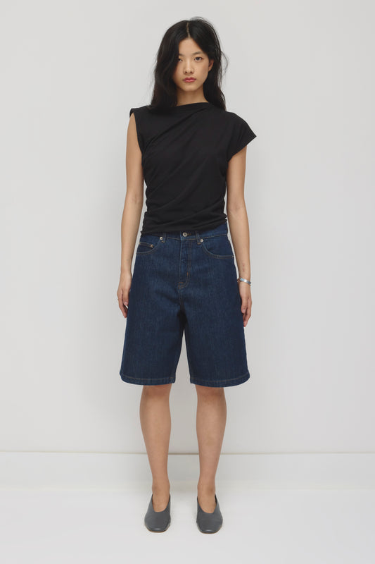 Unisex Antifit Denim Shorts in Dark Wash