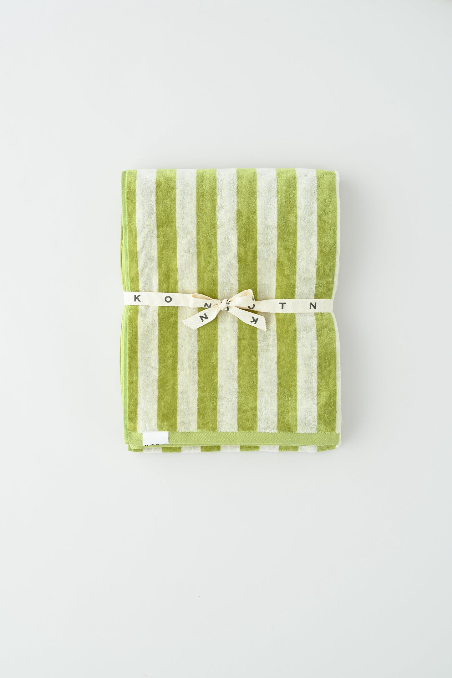 Beach Towel in Marshmallow/Oasis