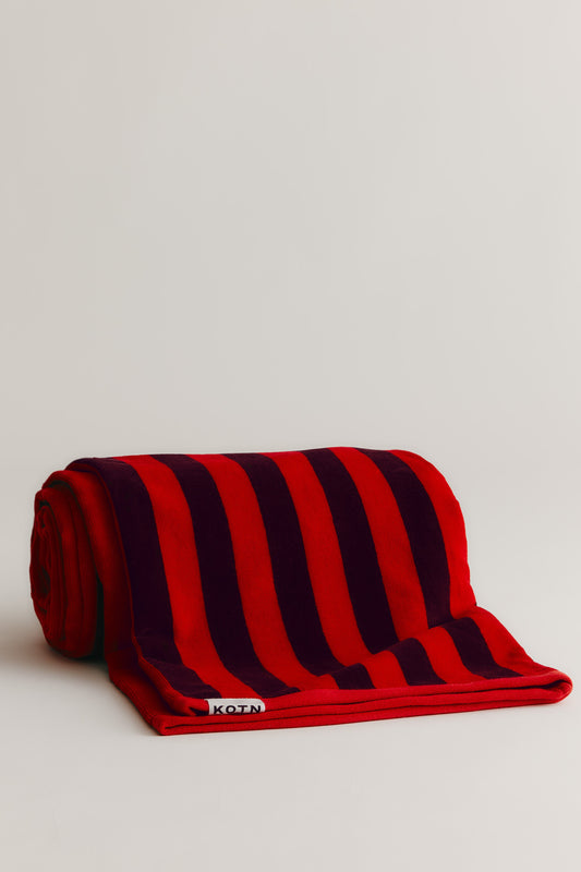 Beach Towel in Plum/Salsa