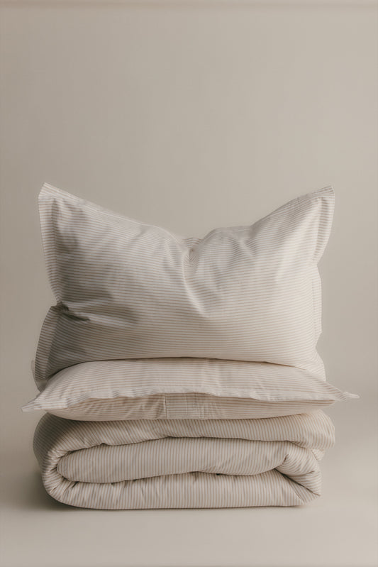 Duvet Cover and Sham Set in Aluminum/White Stripe