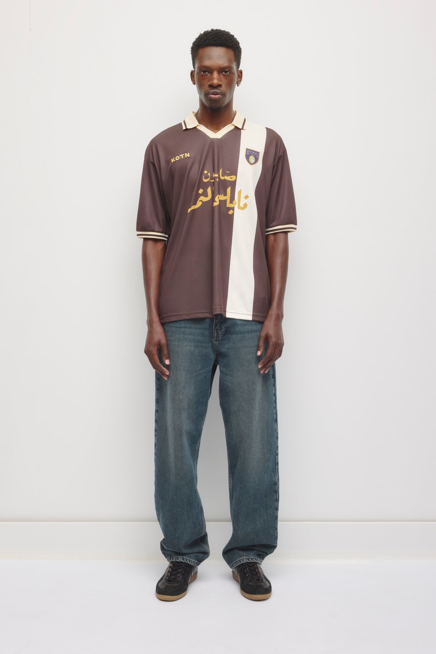 Kotn SS Soccer Jersey in Espresso/Birch