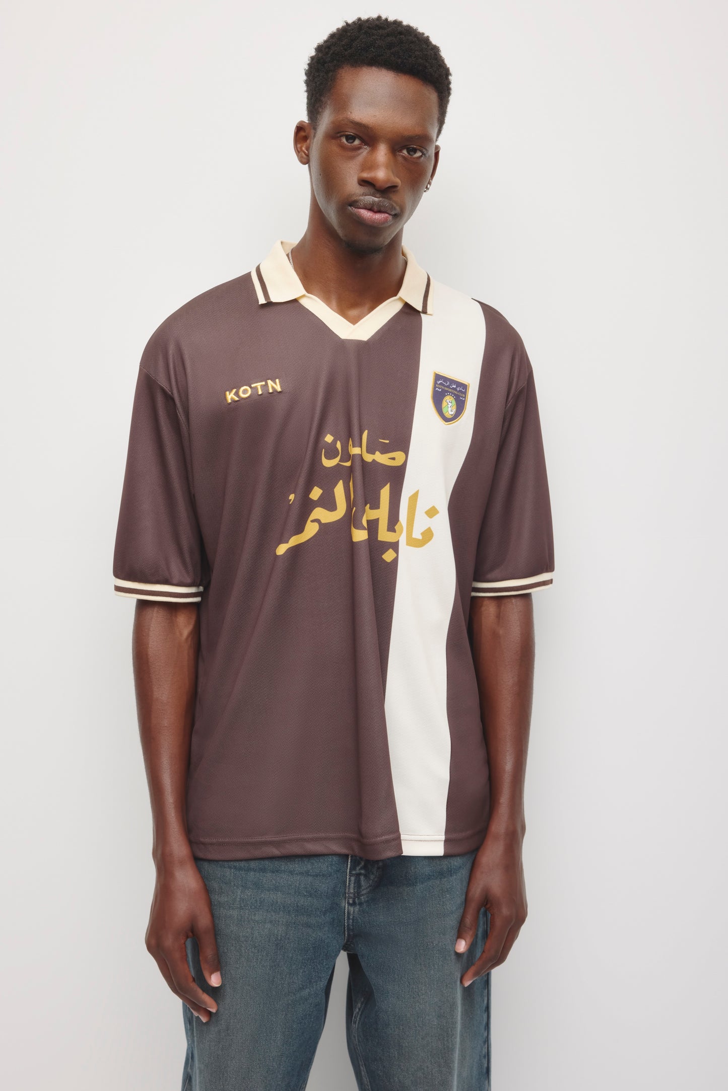 Kotn SS Soccer Jersey in Espresso/Birch