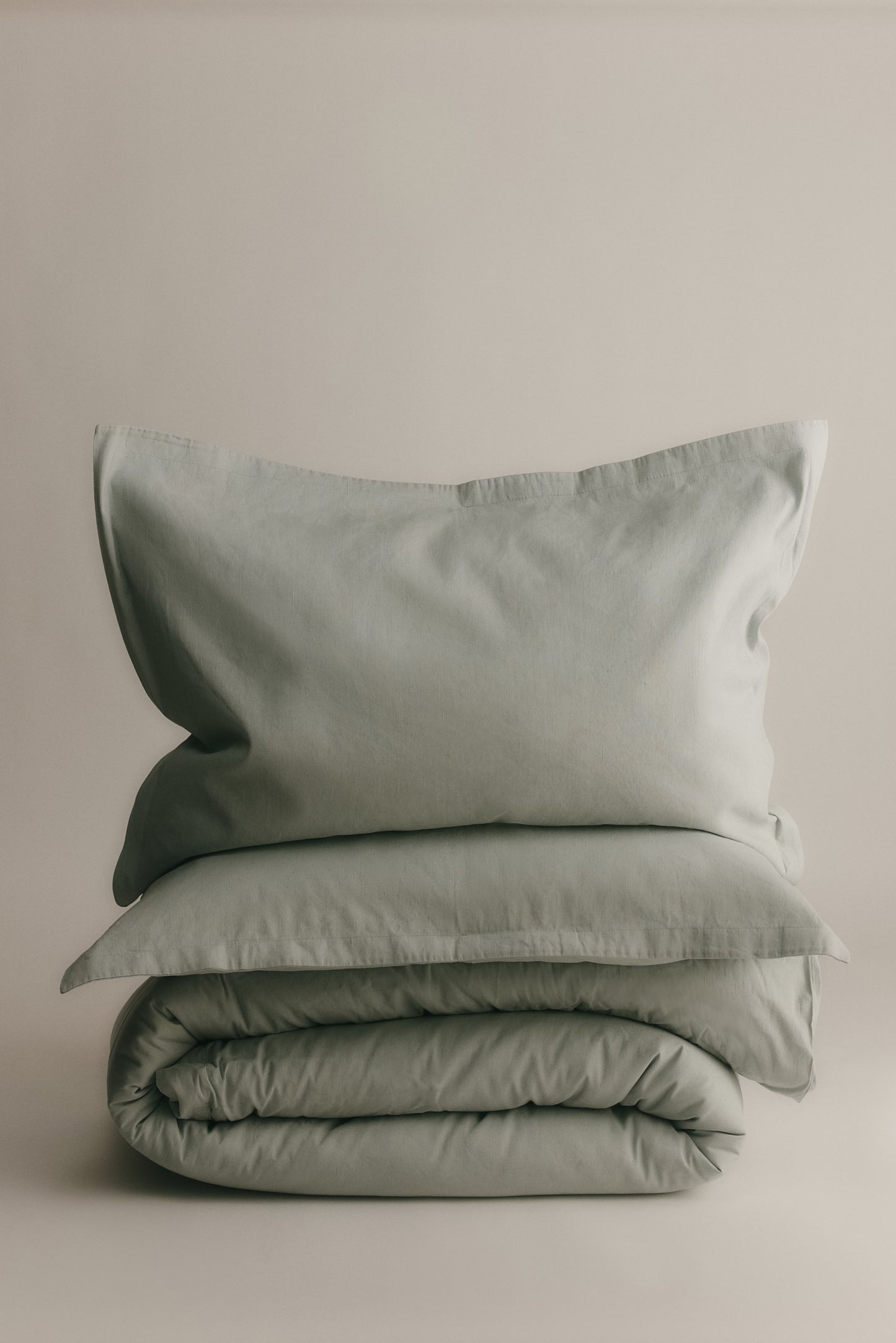Linen Duvet Cover and Sham Set in Puritan Grey