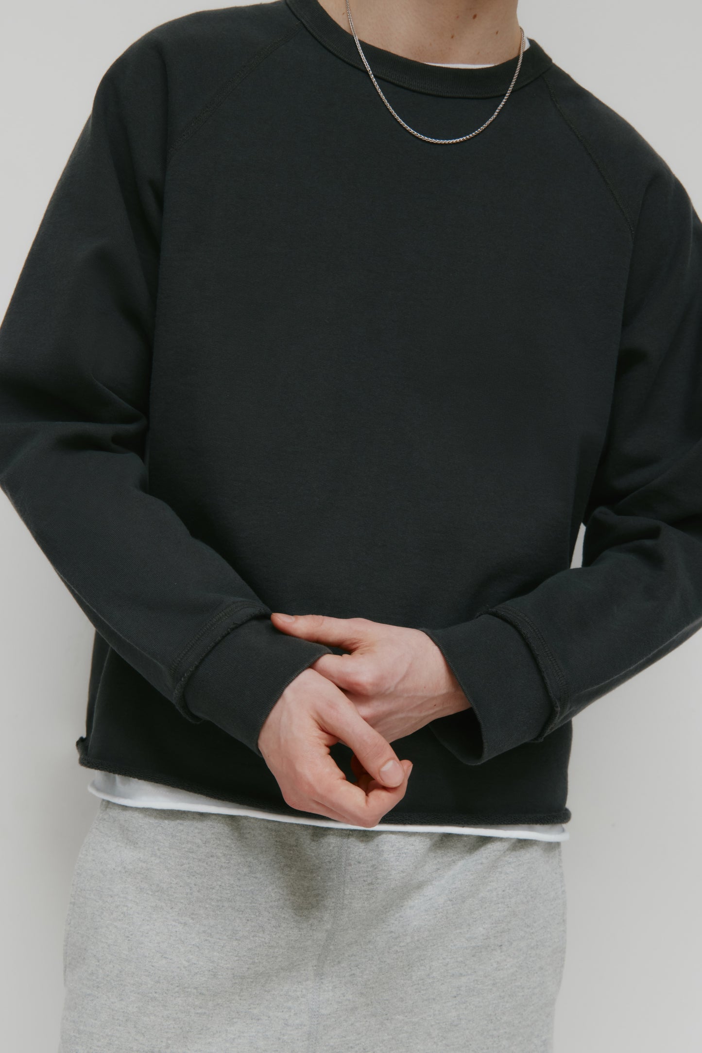 Men's Asr Cut-off Crewneck in Almost Black