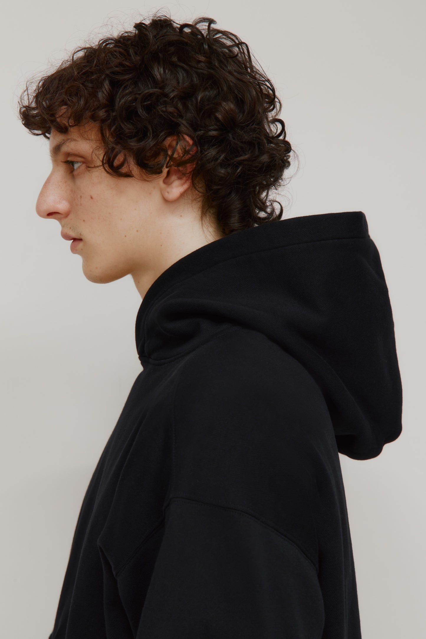 Men's Essential Hoodie  in Black