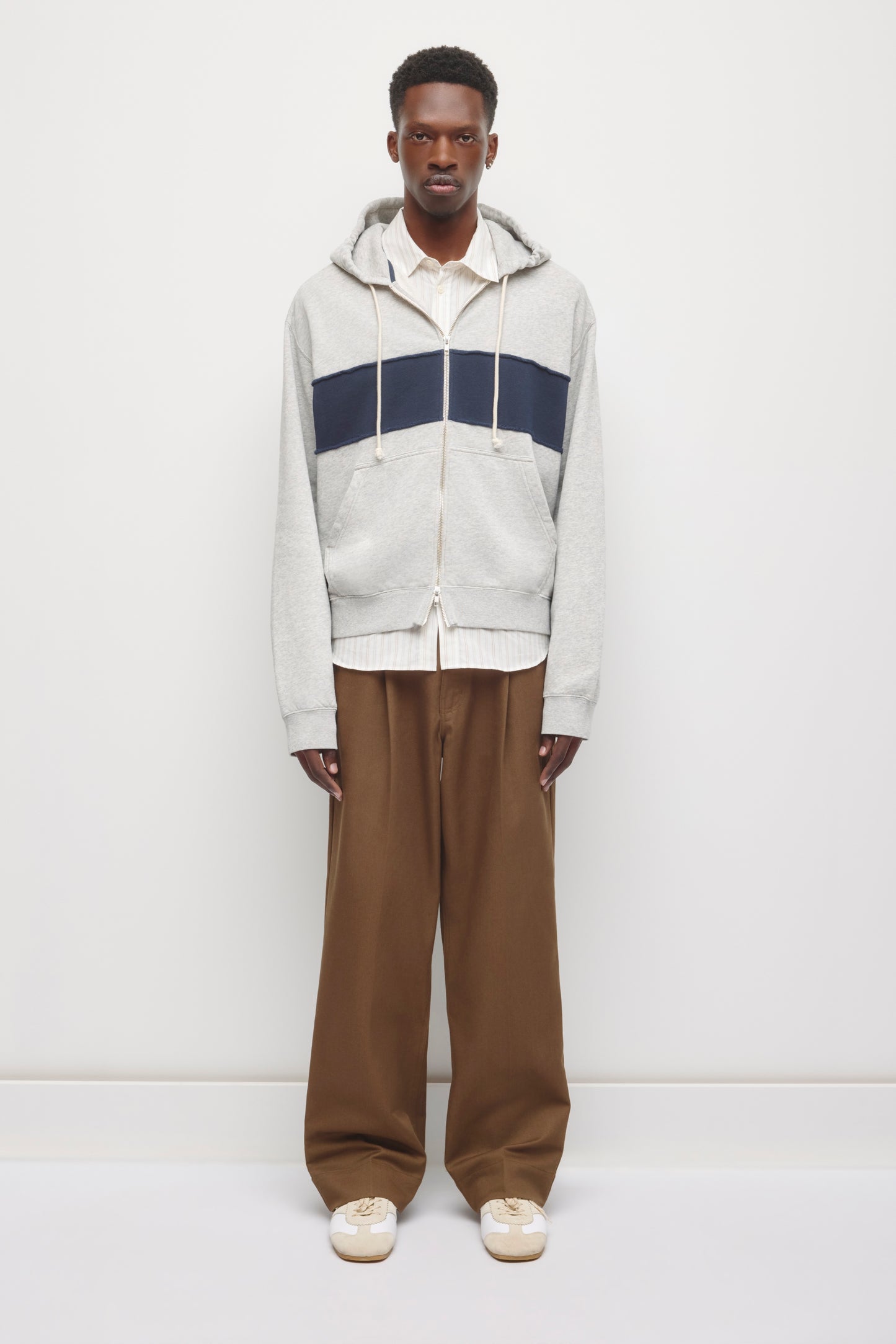 Men's Essential Short Full Zip Hoodie in Heather Grey/Navy