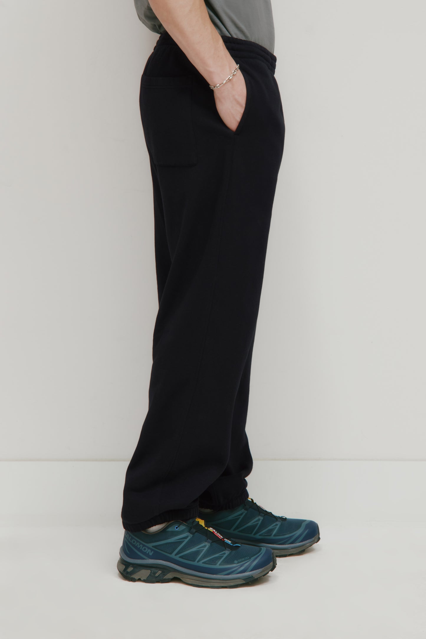 Men's Essential Sweatpant in Black