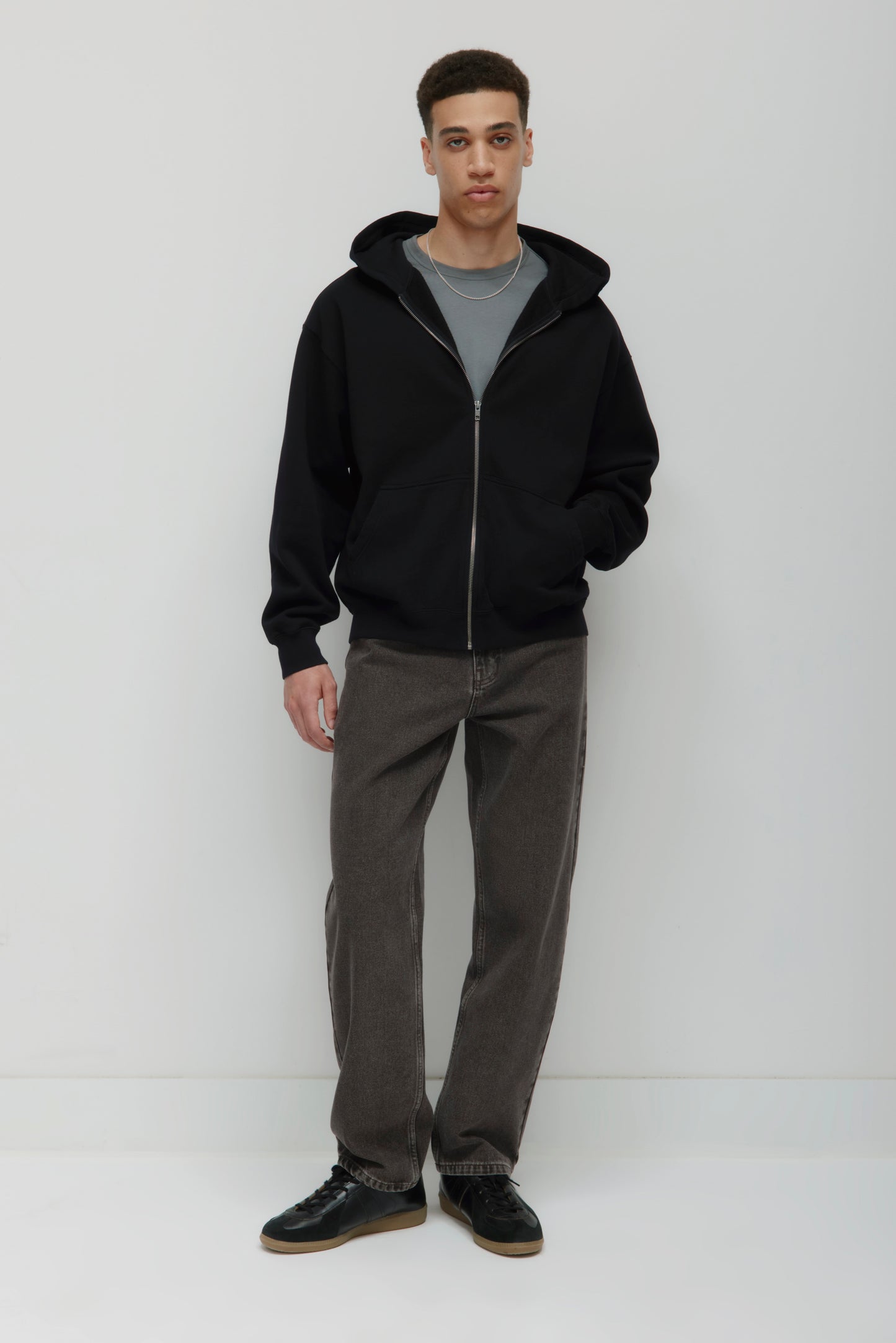 Men's Essential Zip Hoodie in Black