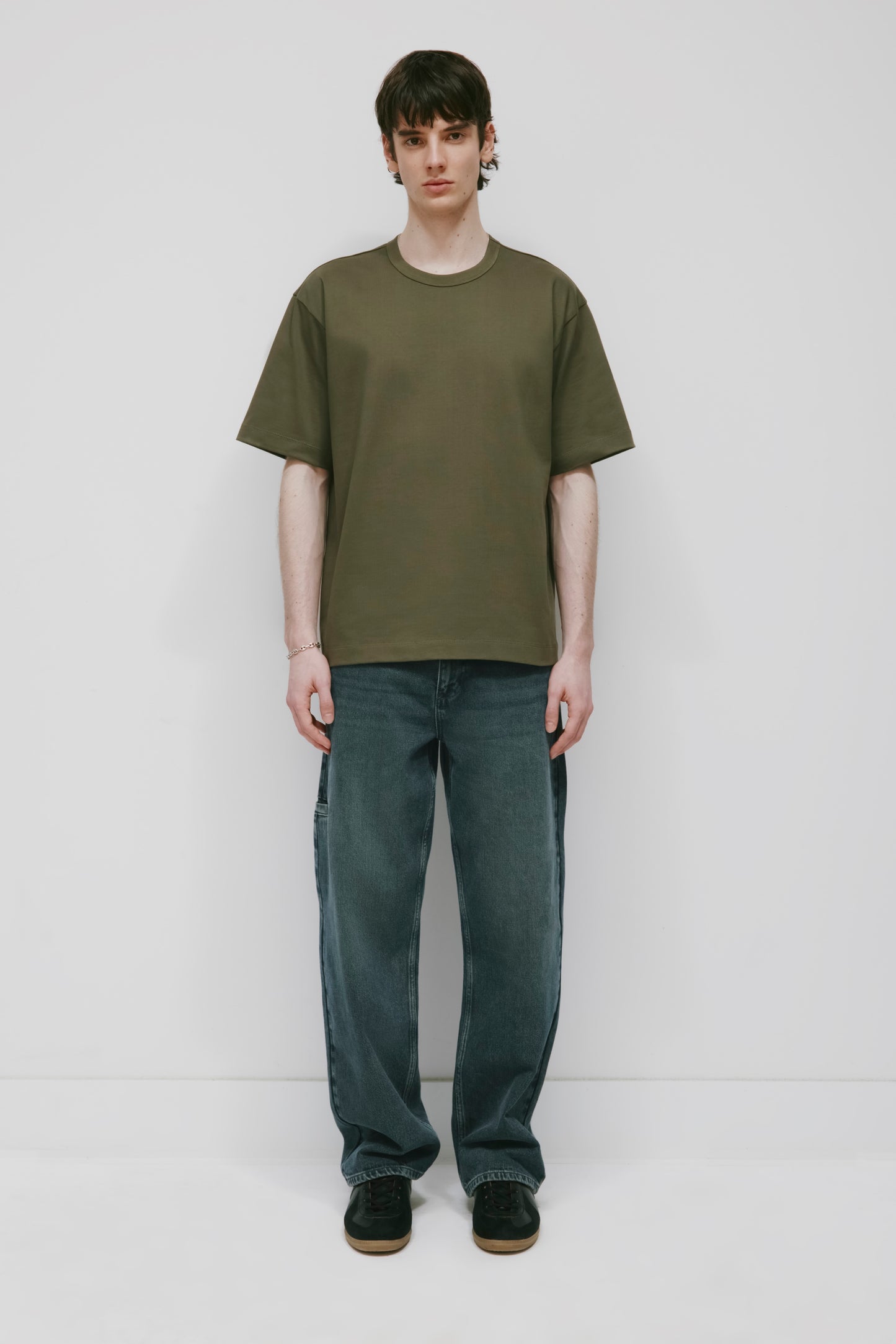 Men's Heavyweight Box Crew in Olive