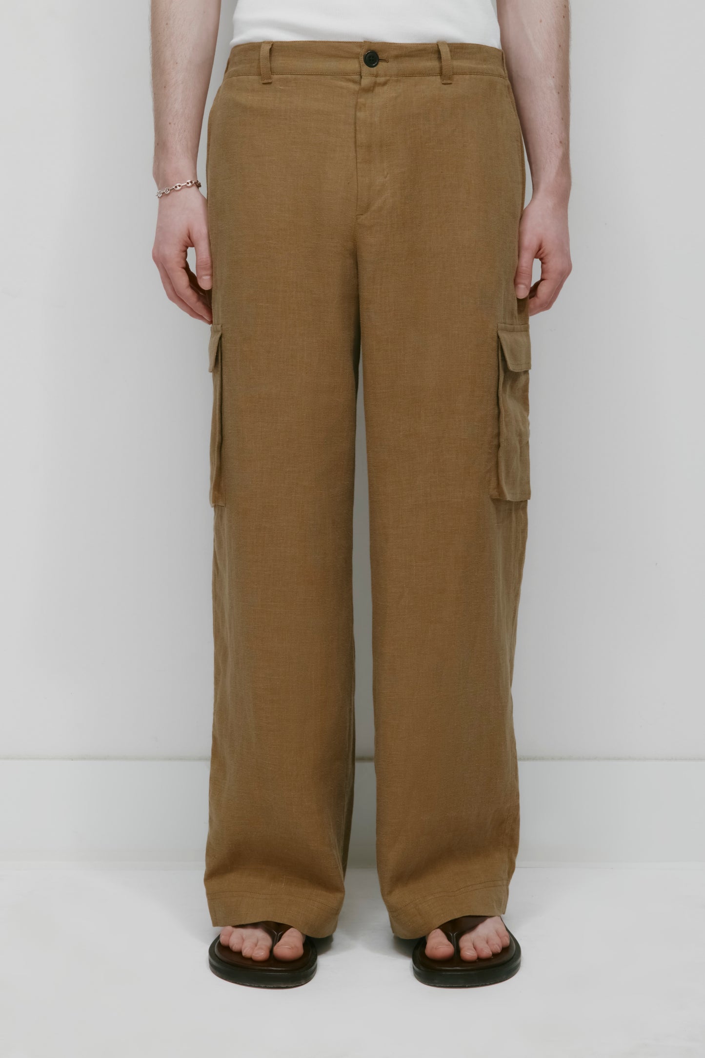 Men's Sila Linen Cargo Pant in Otter