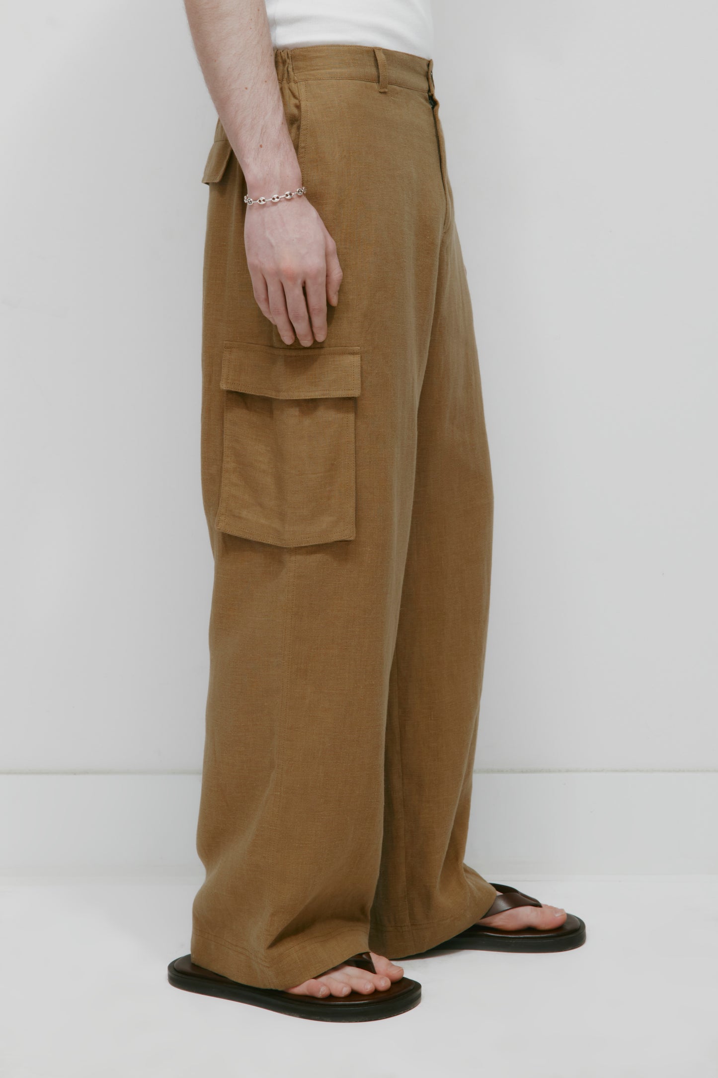 Men's Sila Linen Cargo Pant in Otter