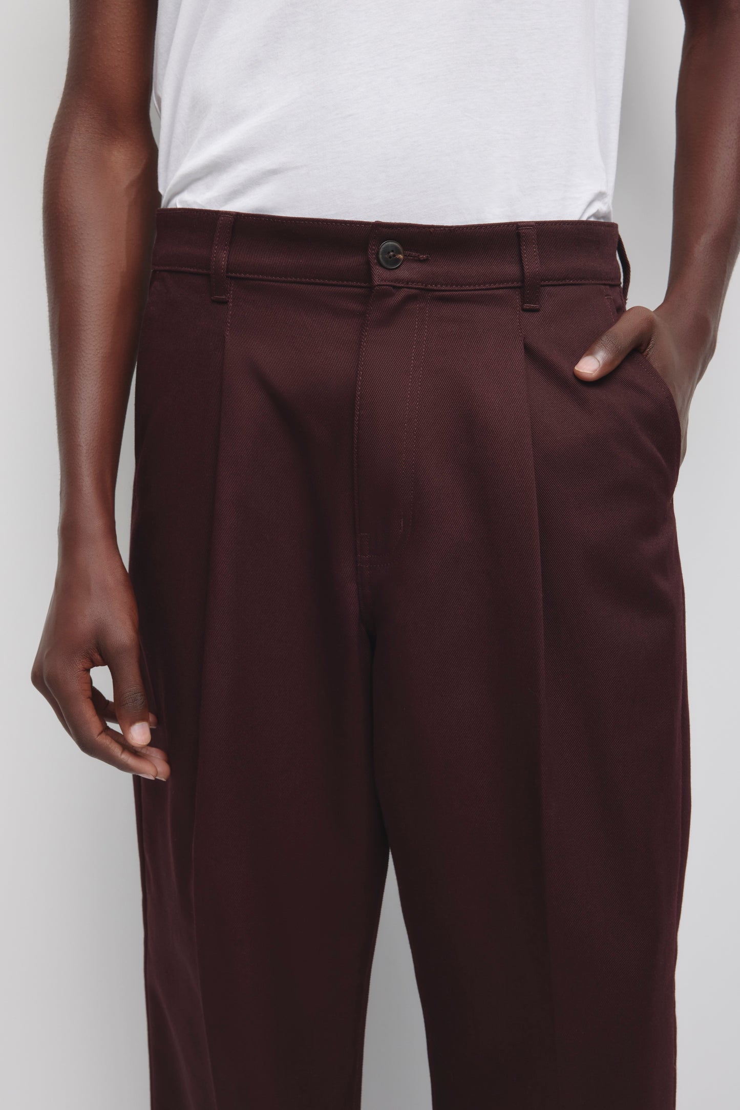 Men's Nilus Trouser in Chocolate Plum