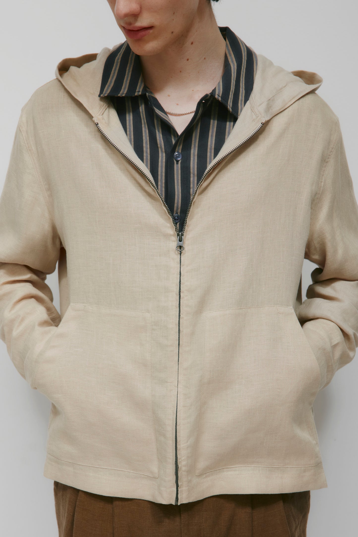 Men's Sila Linen Hoodie in Stone
