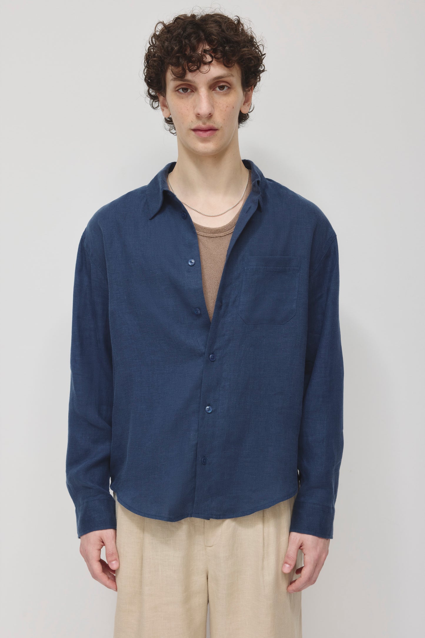 Men's Sila Linen Shirt in Dark Indigo