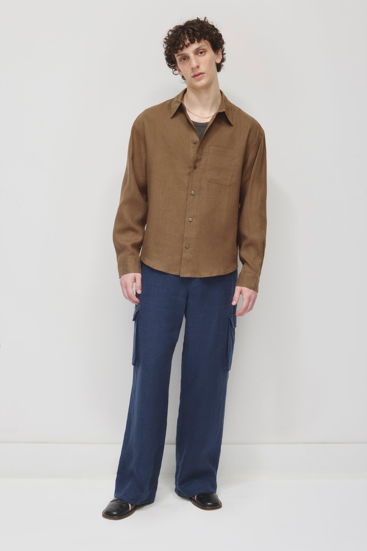 Men's Sila Linen Shirt in Teak