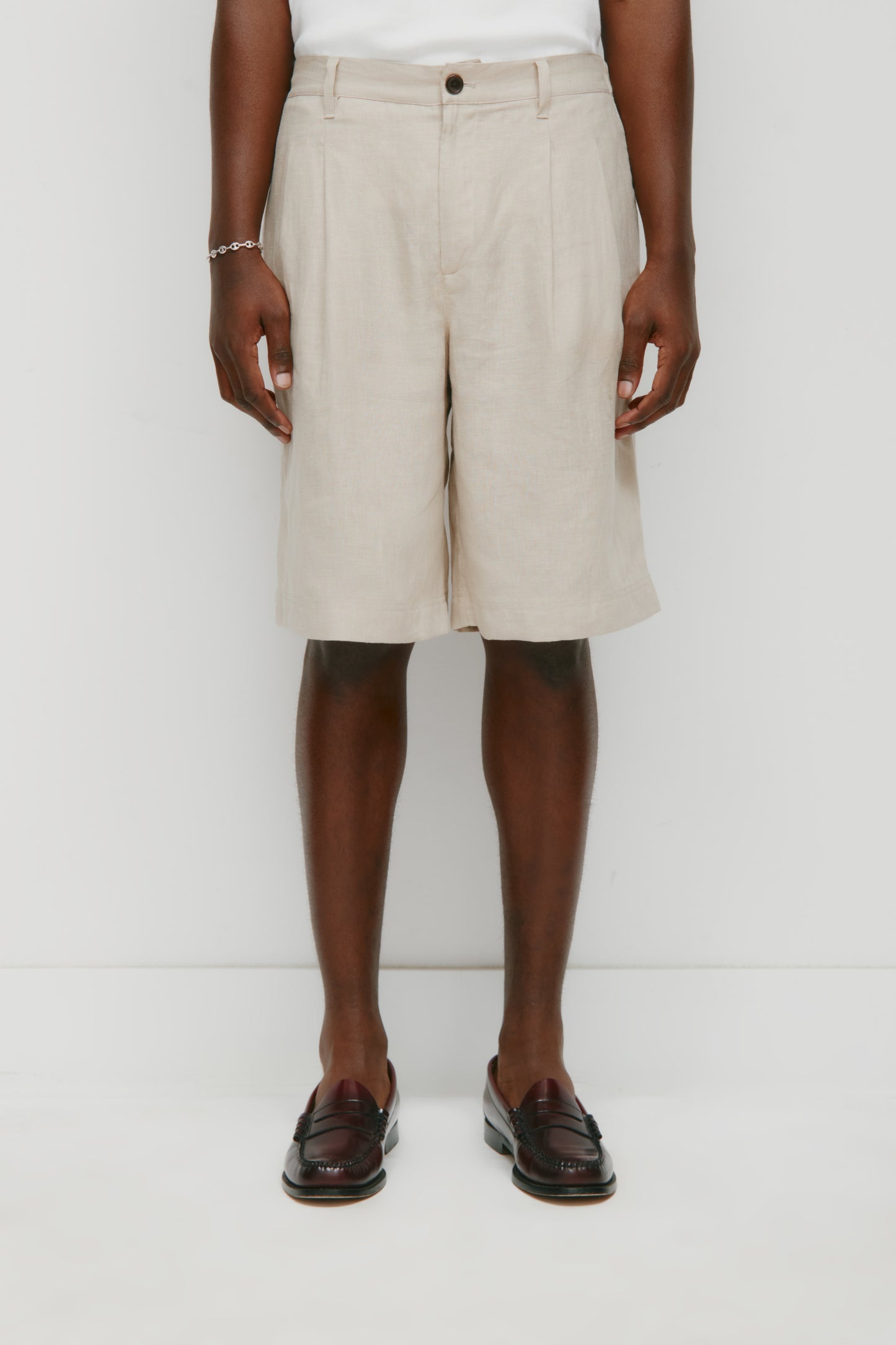 Men's Sila Linen Short in Stone
