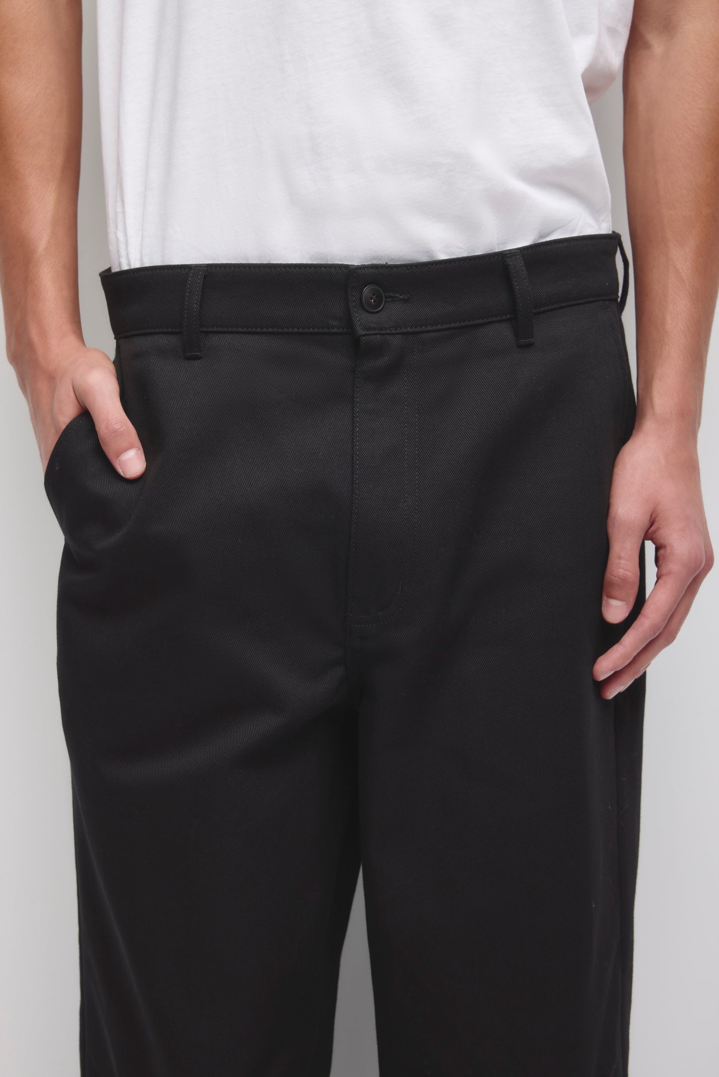Men's Slouchy Buma Trouser in Black