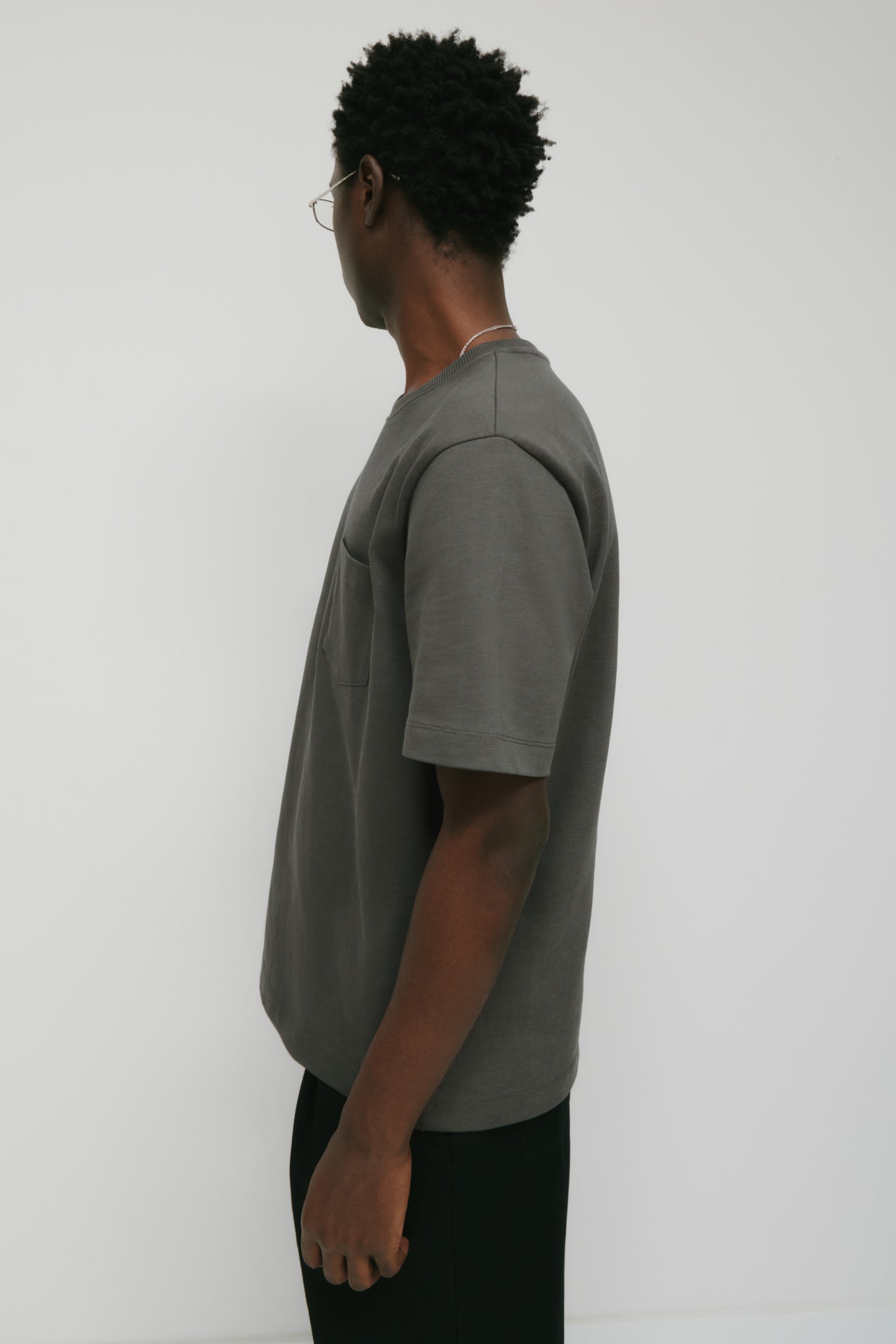 Men's Slub Pocket Tee in Beluga