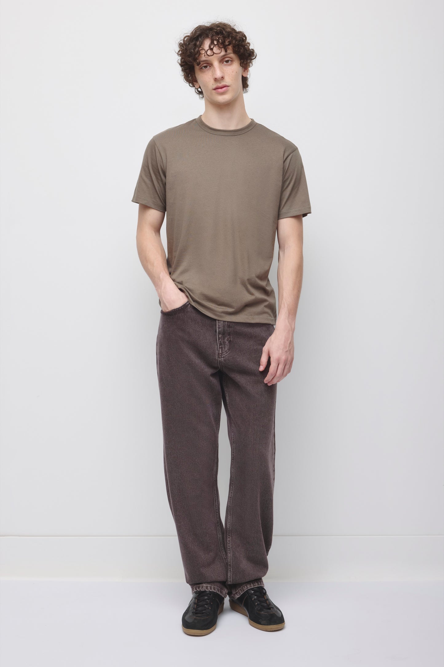 Men's Superfine Crew in Truffle