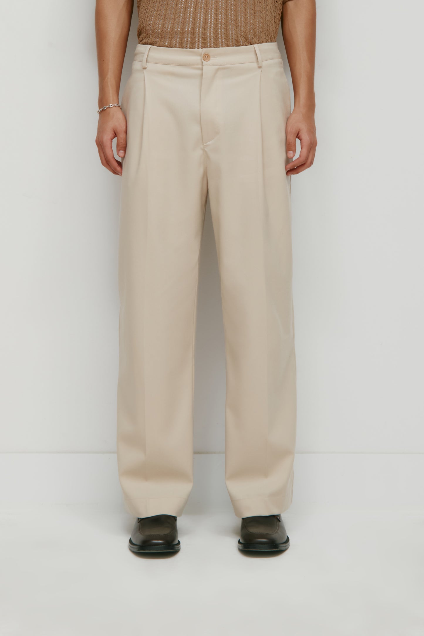 Men's Taym Trouser in Stone