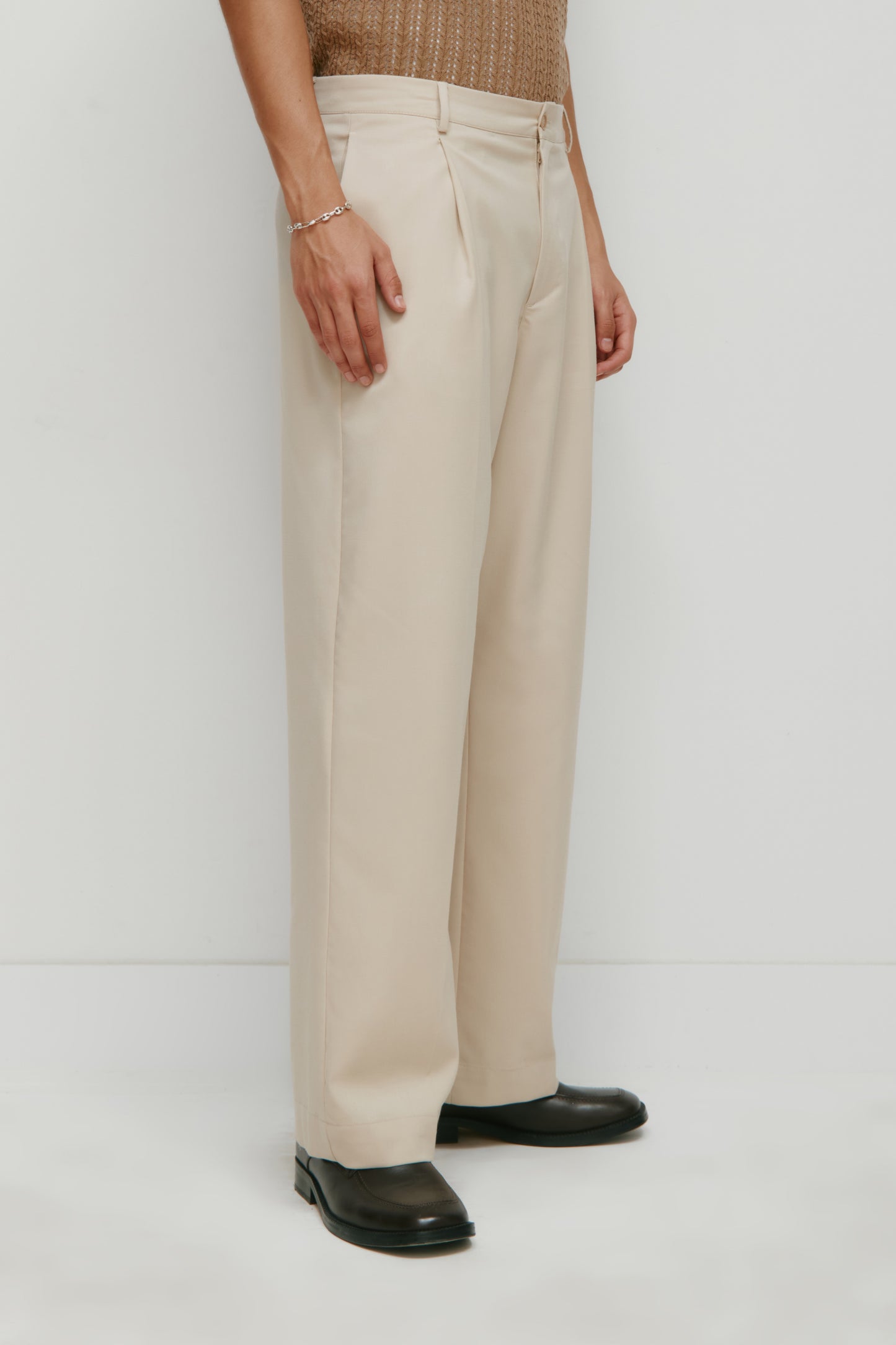 Men's Taym Trouser in Stone