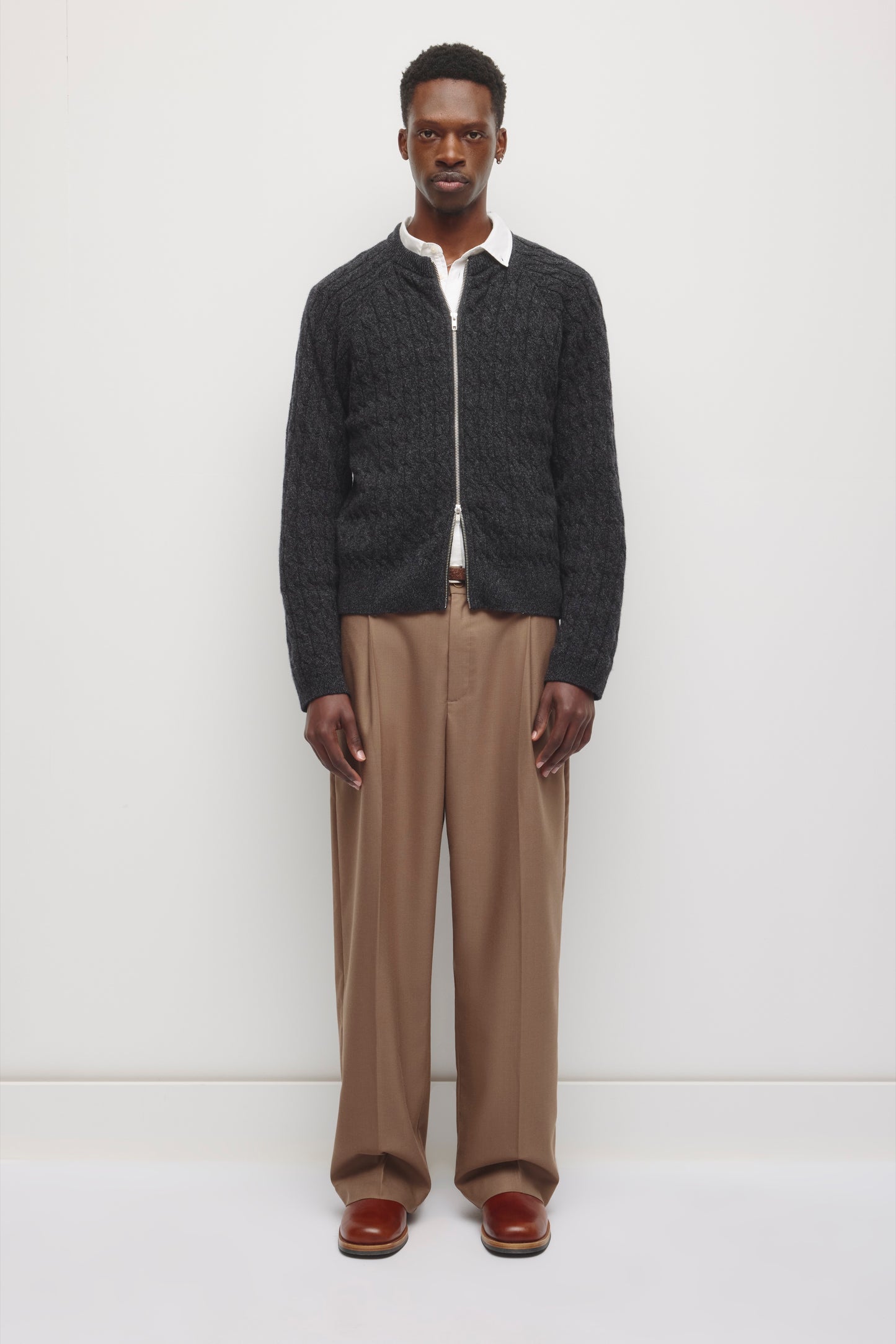 Men's Taym Trouser in Taupe