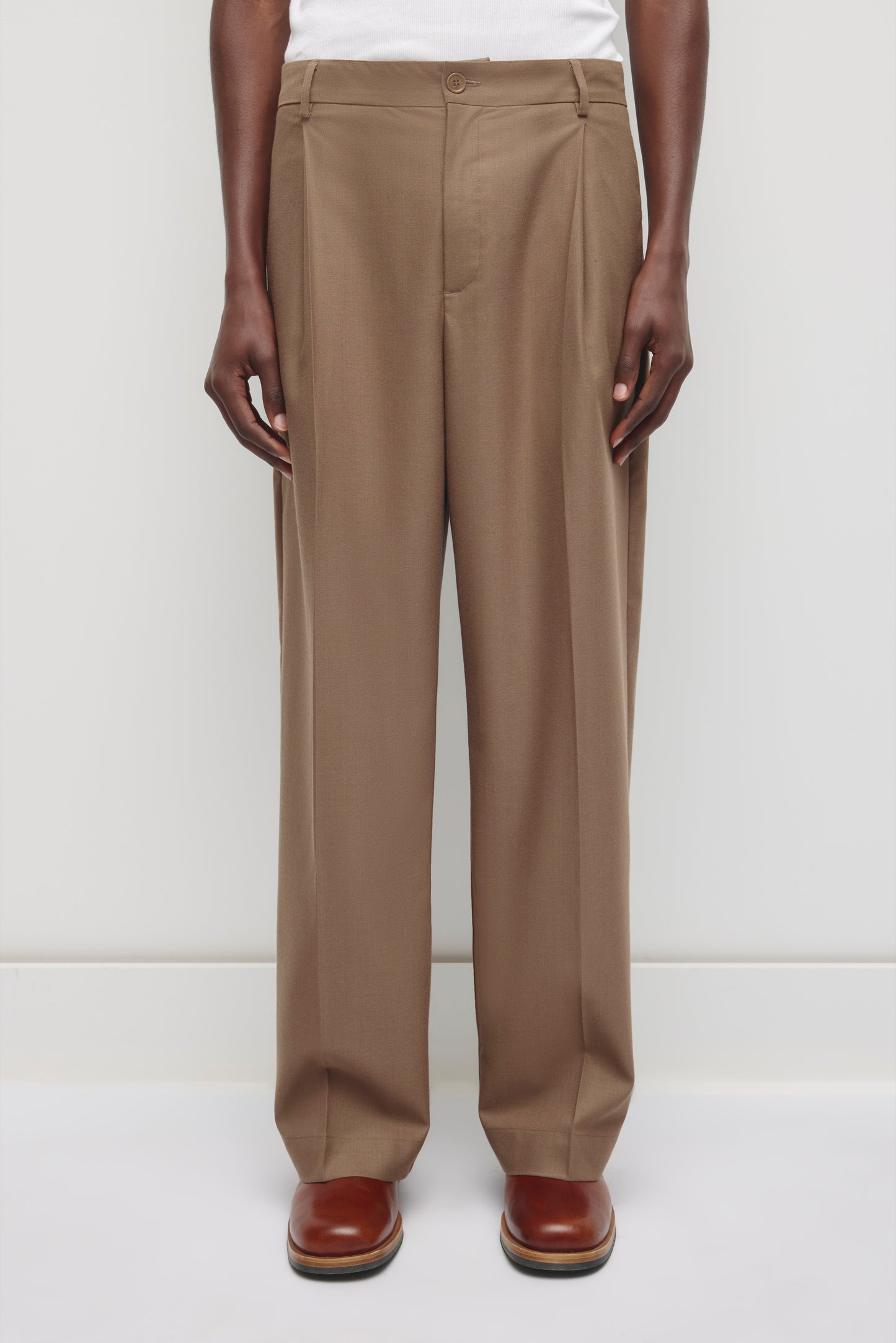 Men's Taym Trouser in Taupe
