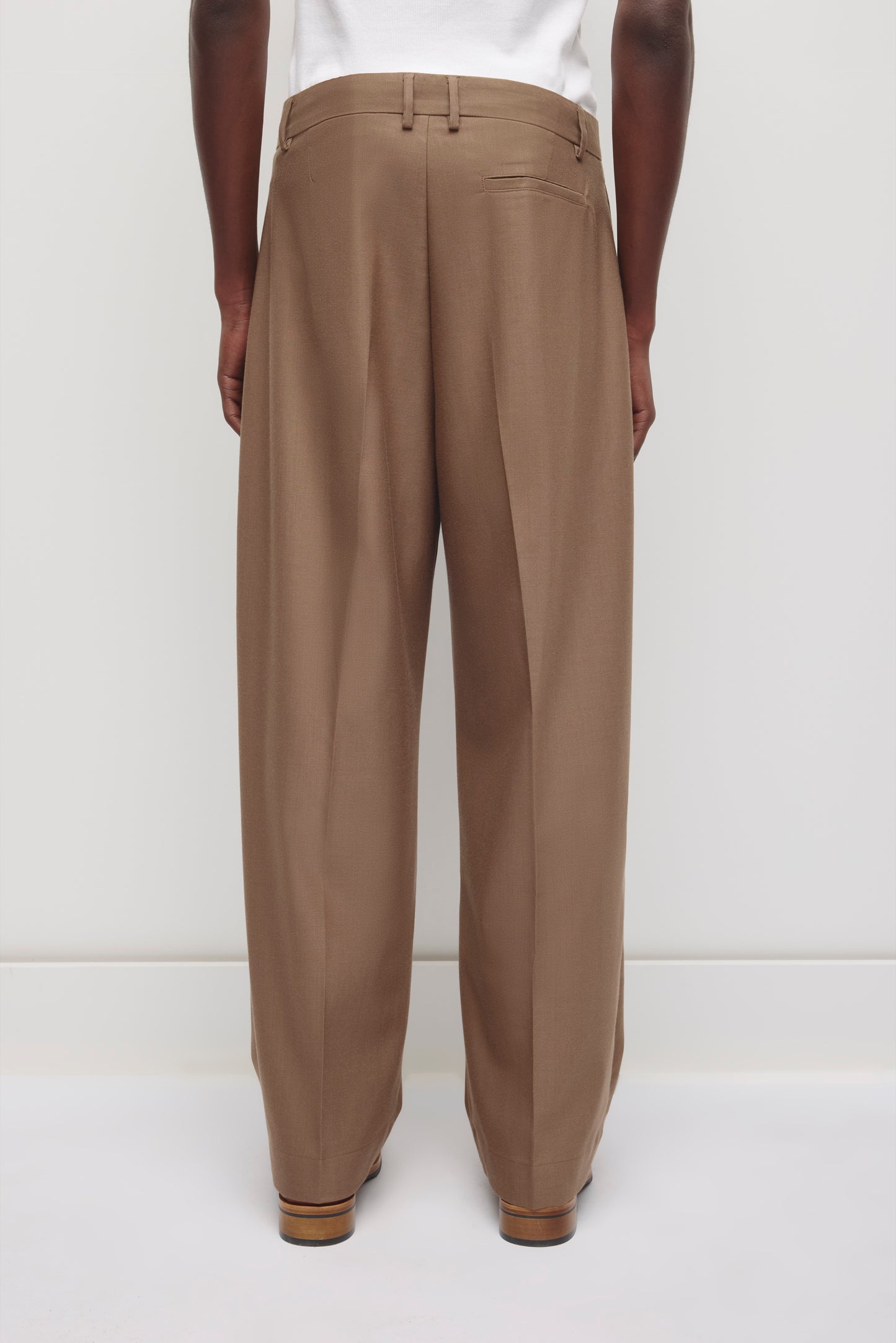 Men's Taym Trouser in Taupe